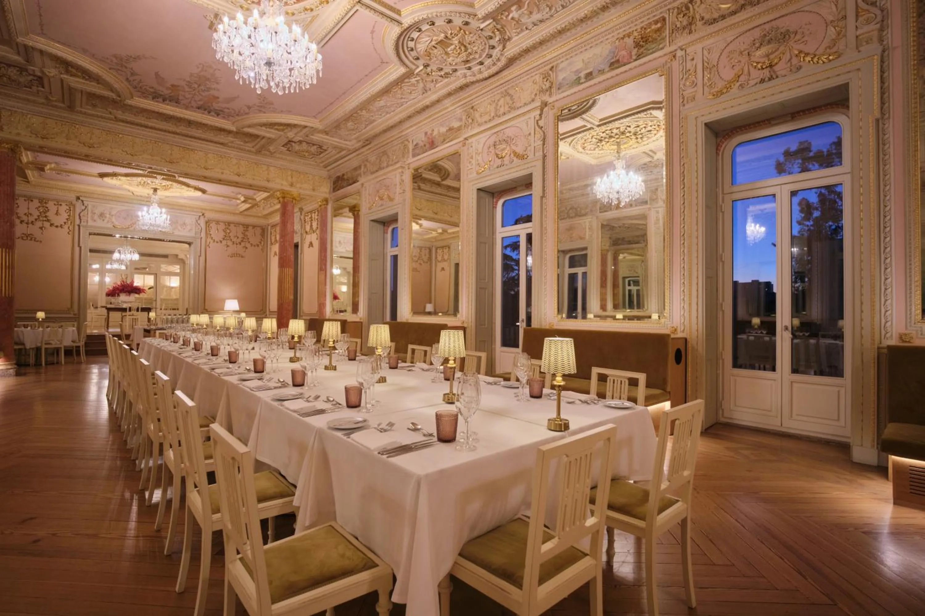 Restaurant/places to eat in One Shot Palácio Cedofeita