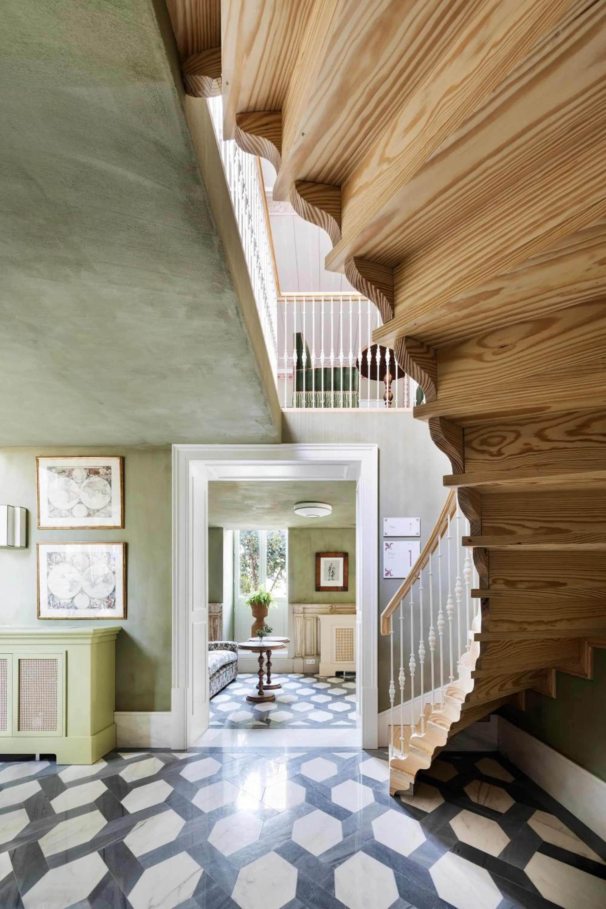 Property building in One Shot Palácio Cedofeita