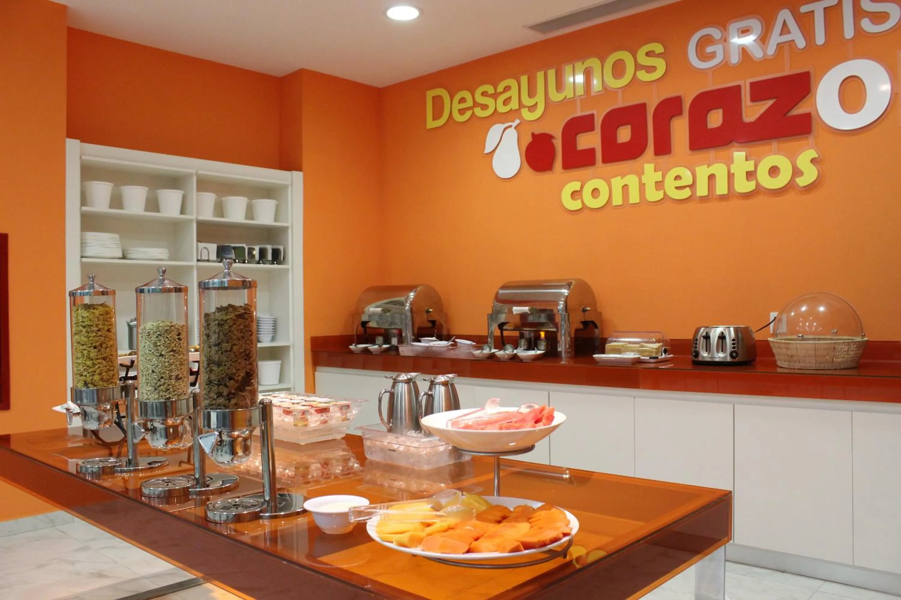 Restaurant/places to eat in One Guadalajara Tapatio