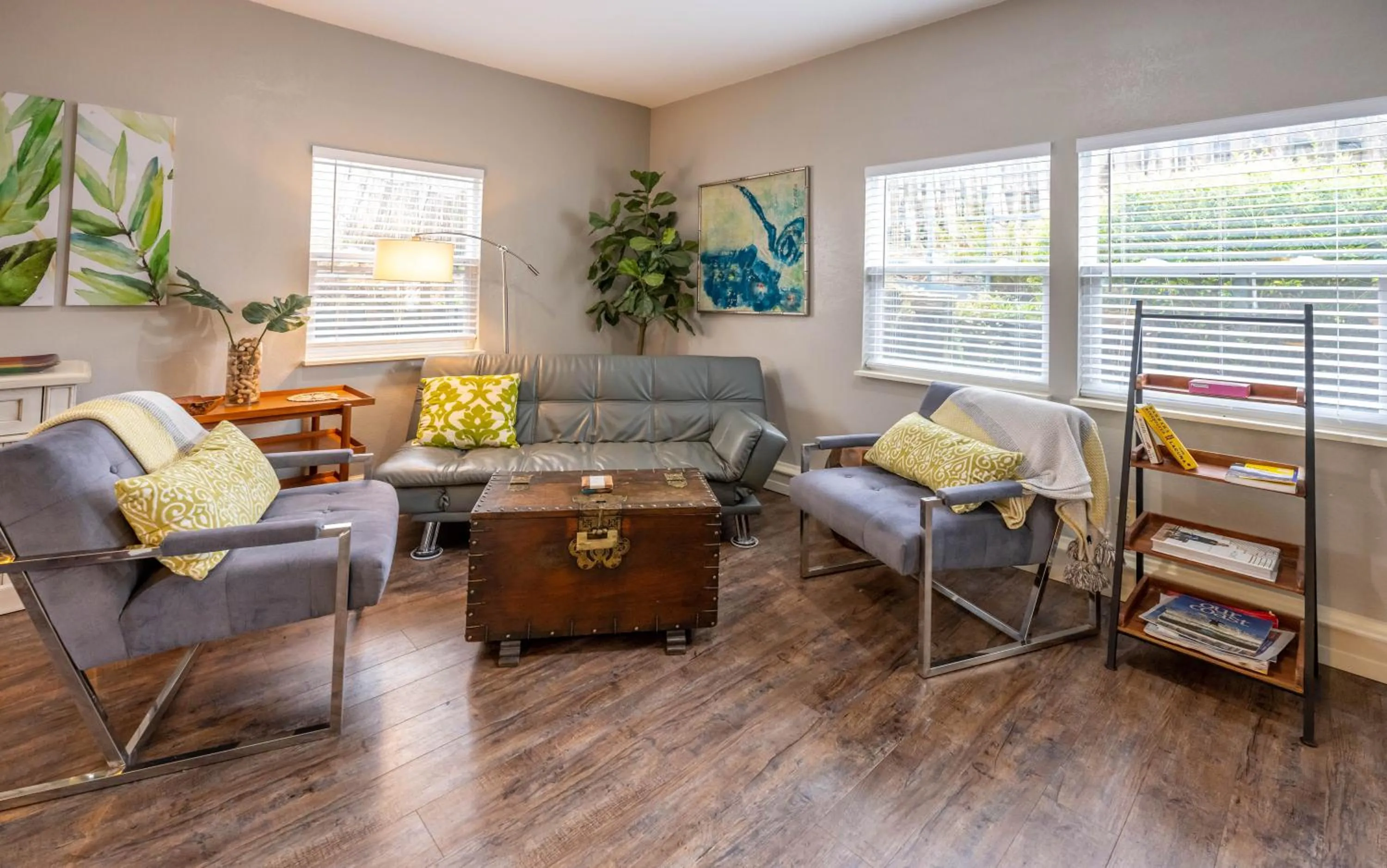 Clementine's Guest House & Vacation Rentals