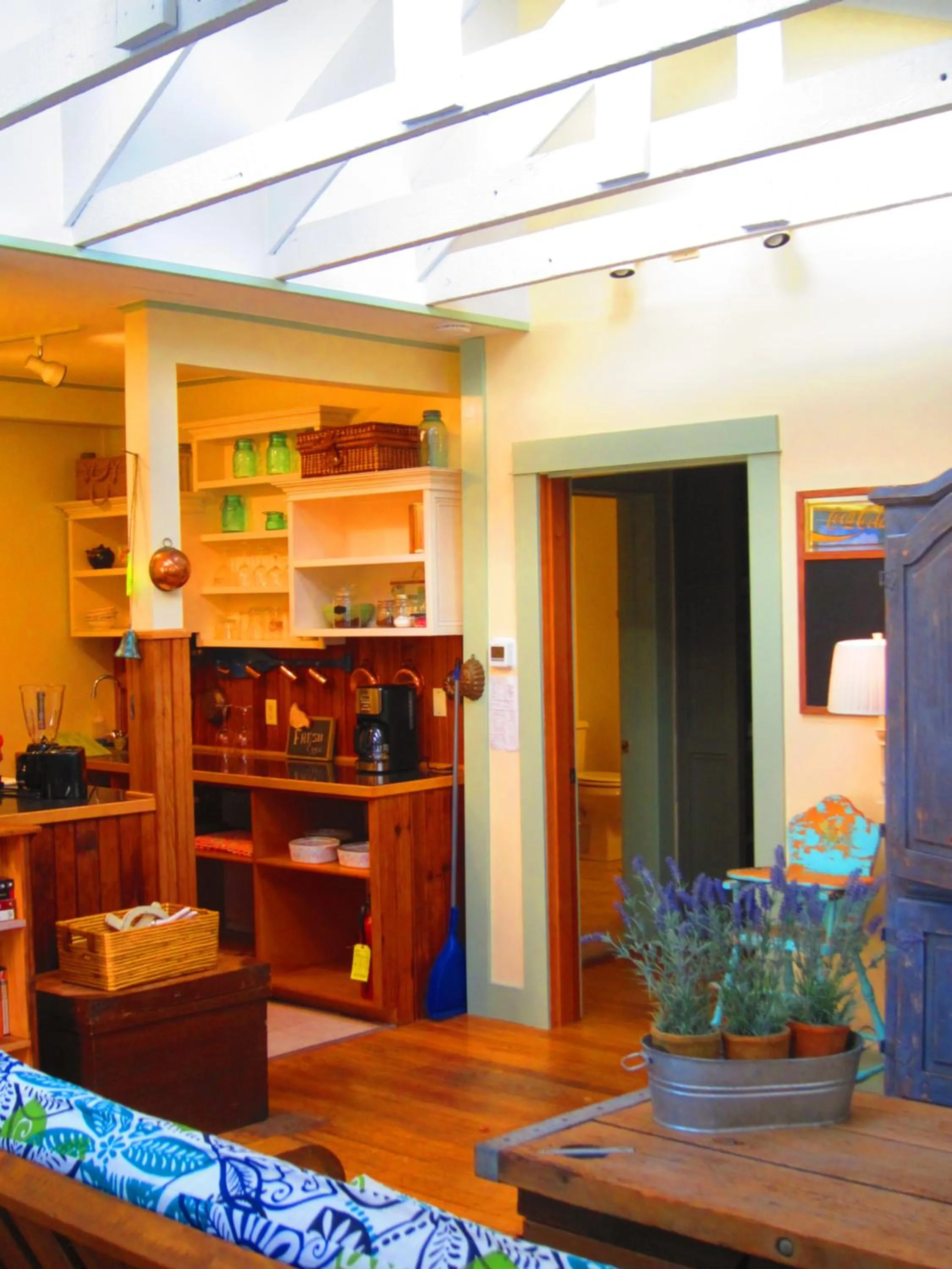 Clementine's Guest House & Vacation Rentals