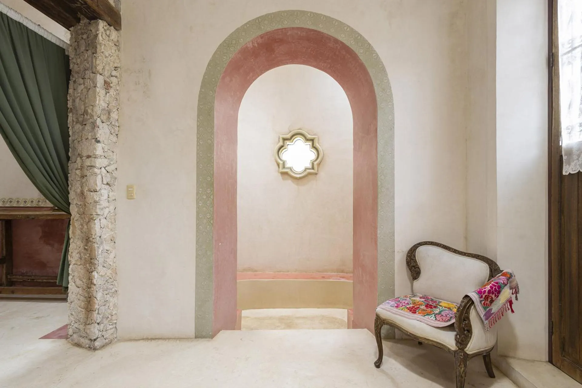 Shower in Hacienda Sacnicte