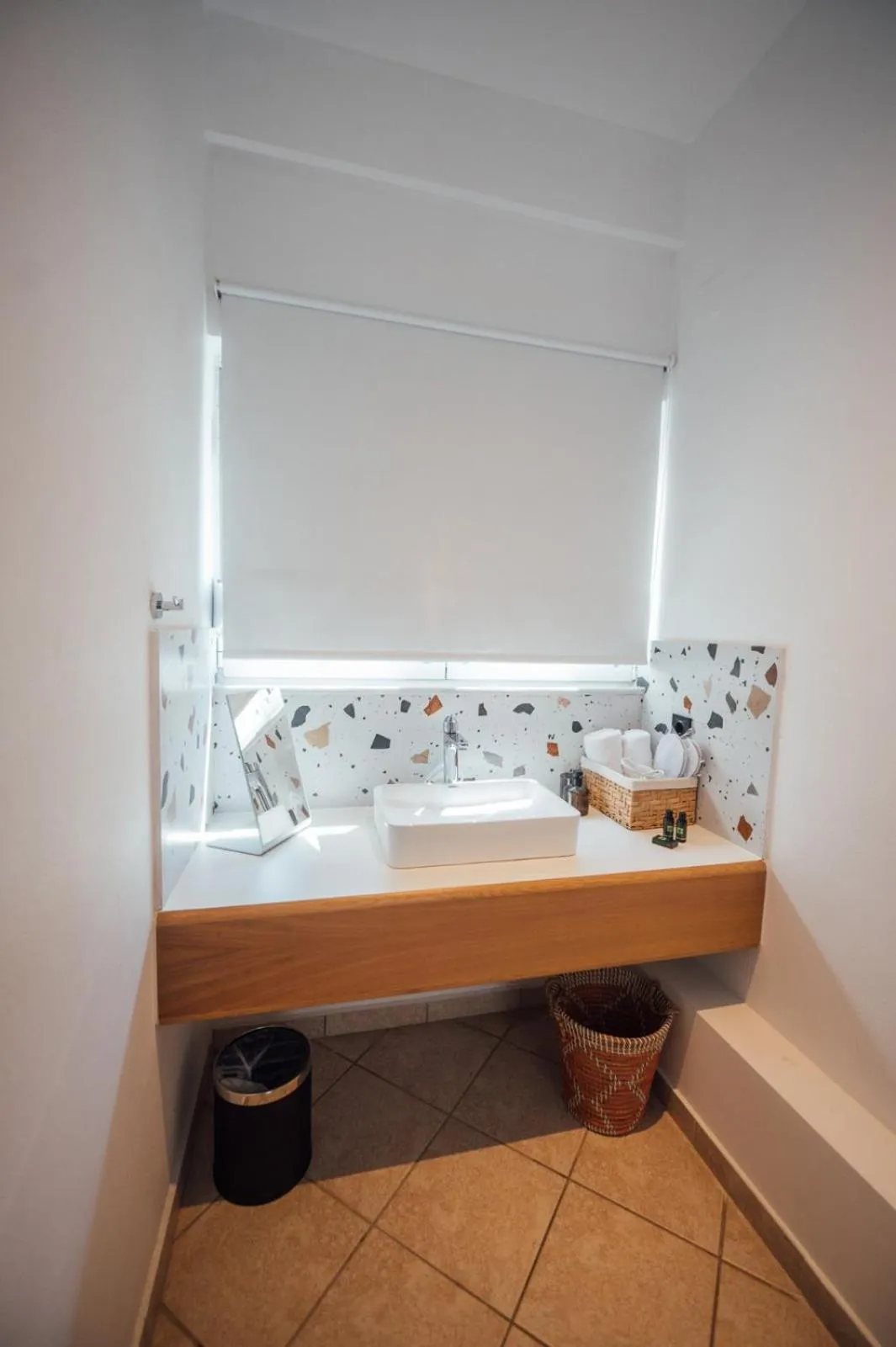 Bathroom in Thirsty Dog Urban Port Studios