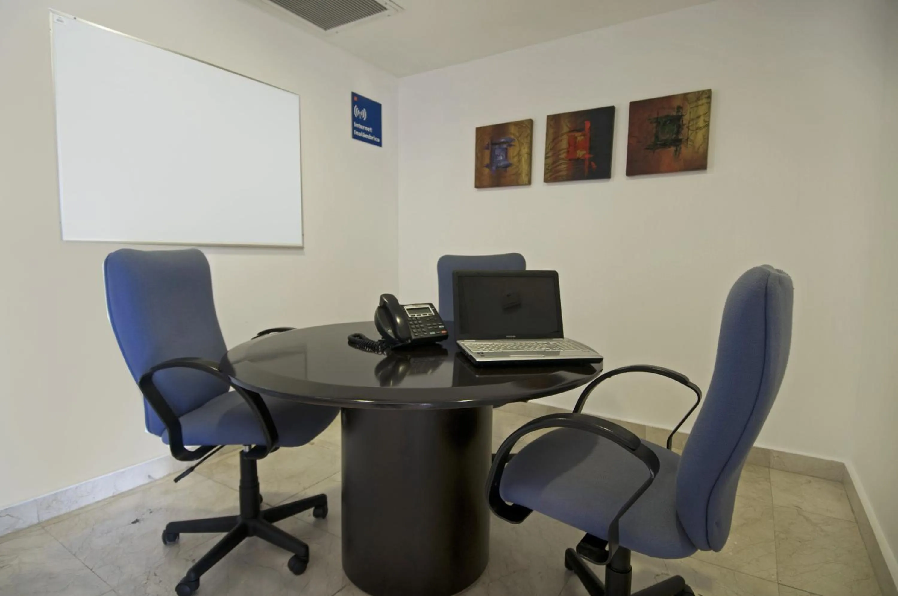Meeting/conference room in One Toluca Aeropuerto