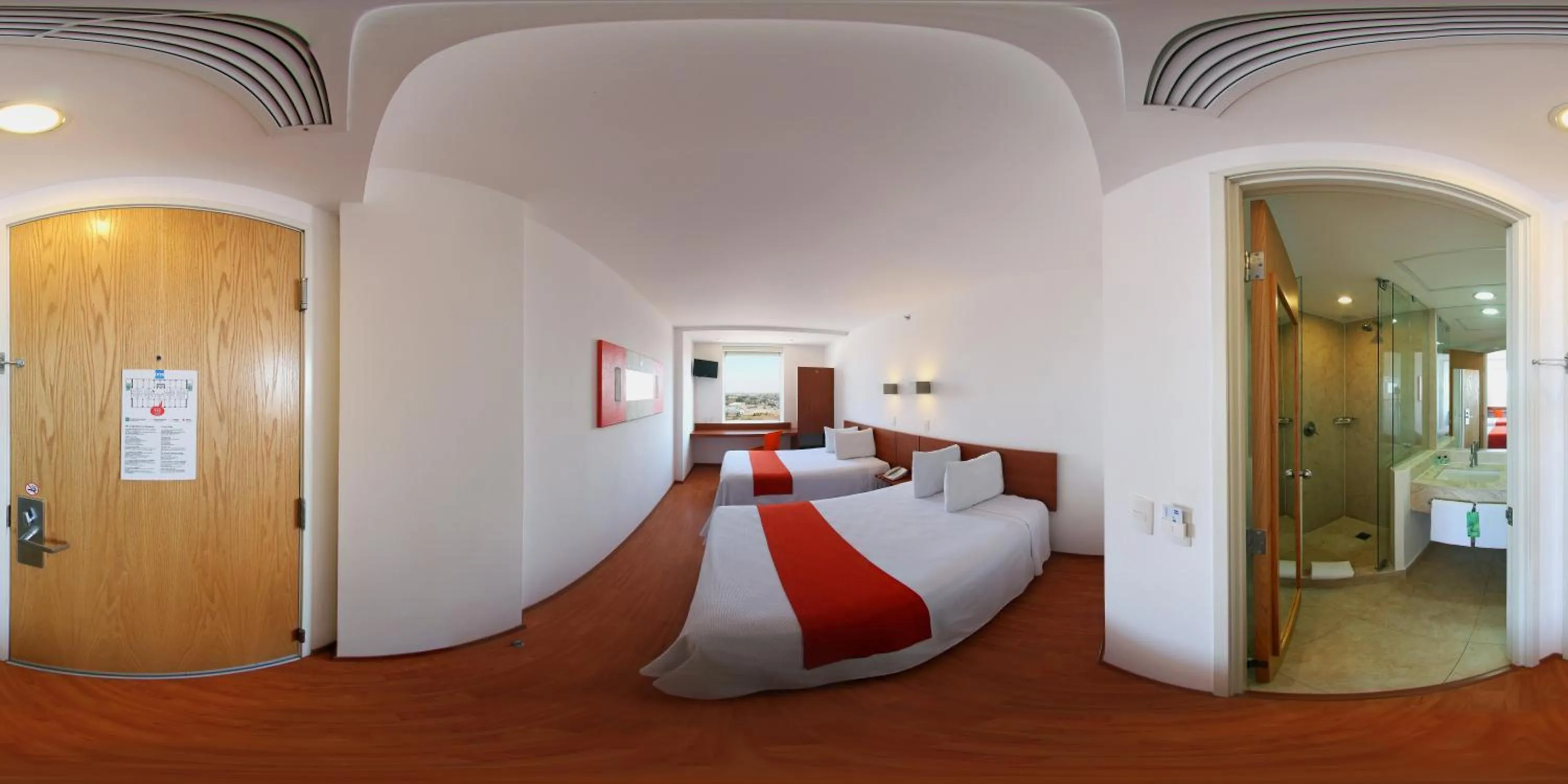 Photo of the whole room, Bed in One Queretaro Aeropuerto