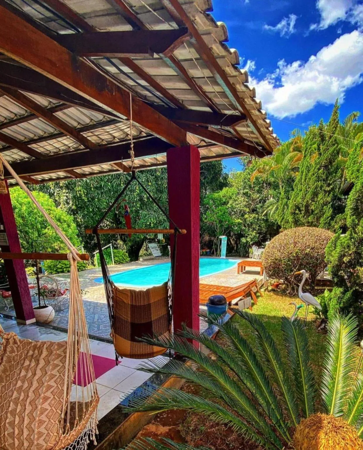 Swimming pool in Pousada Cantim de BH