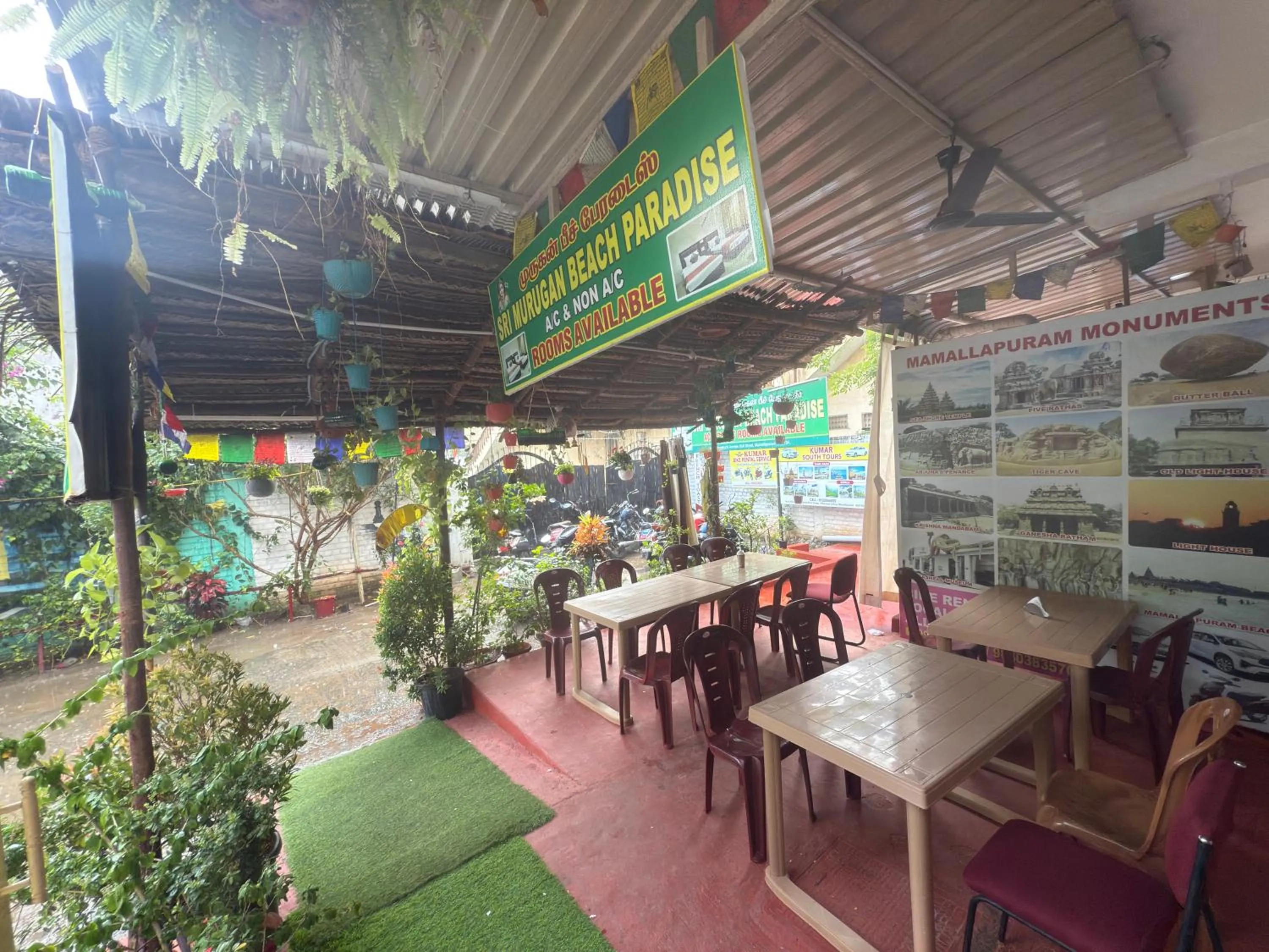 Garden in Sri Murugan Beach Paradise Hotel