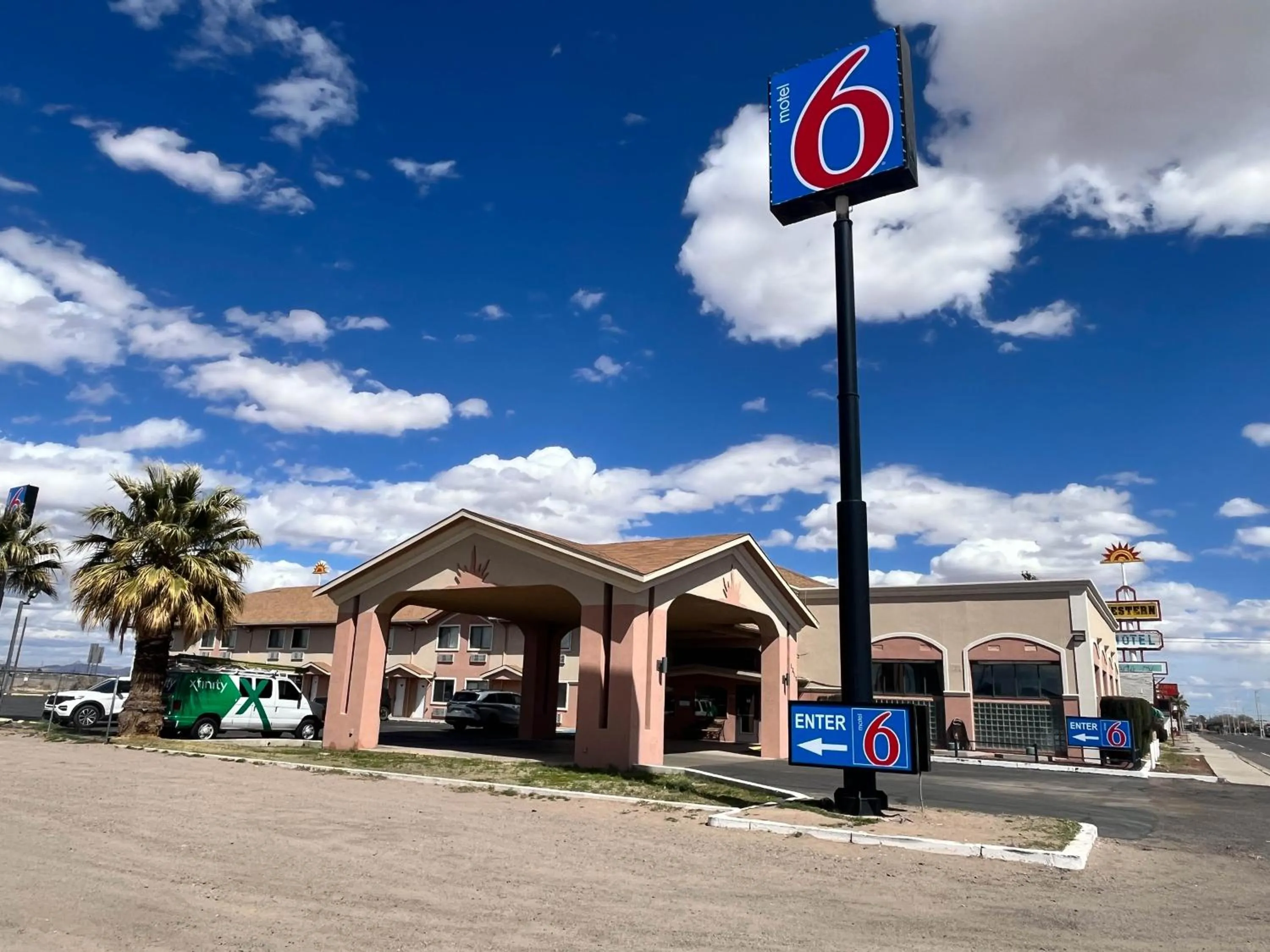 Property building in Motel 6 Deming, NM