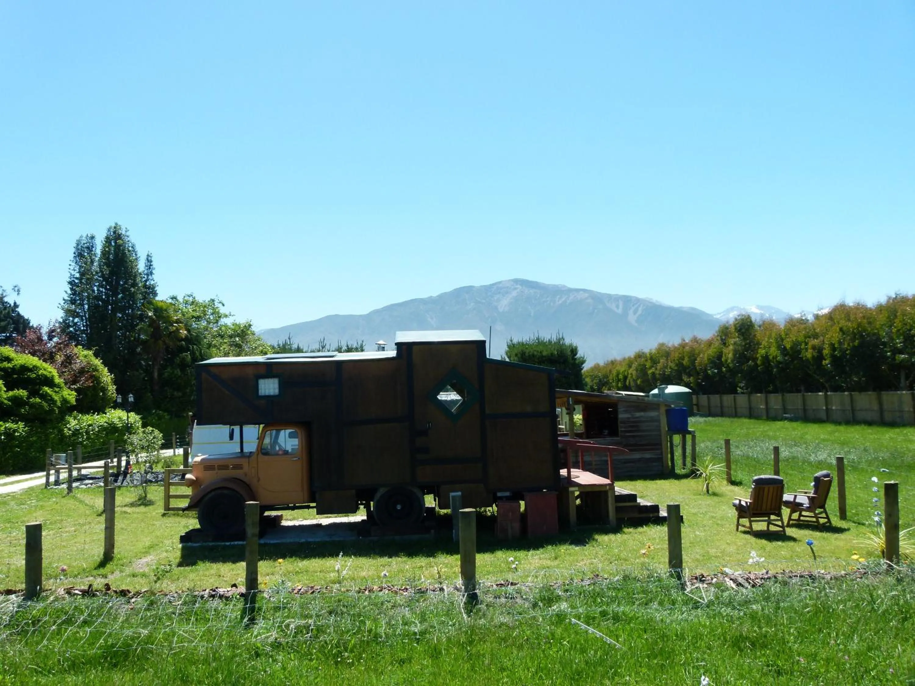 Day in Wacky Stays - unique farm-stay glamping rentals, FREE animal feeding tours