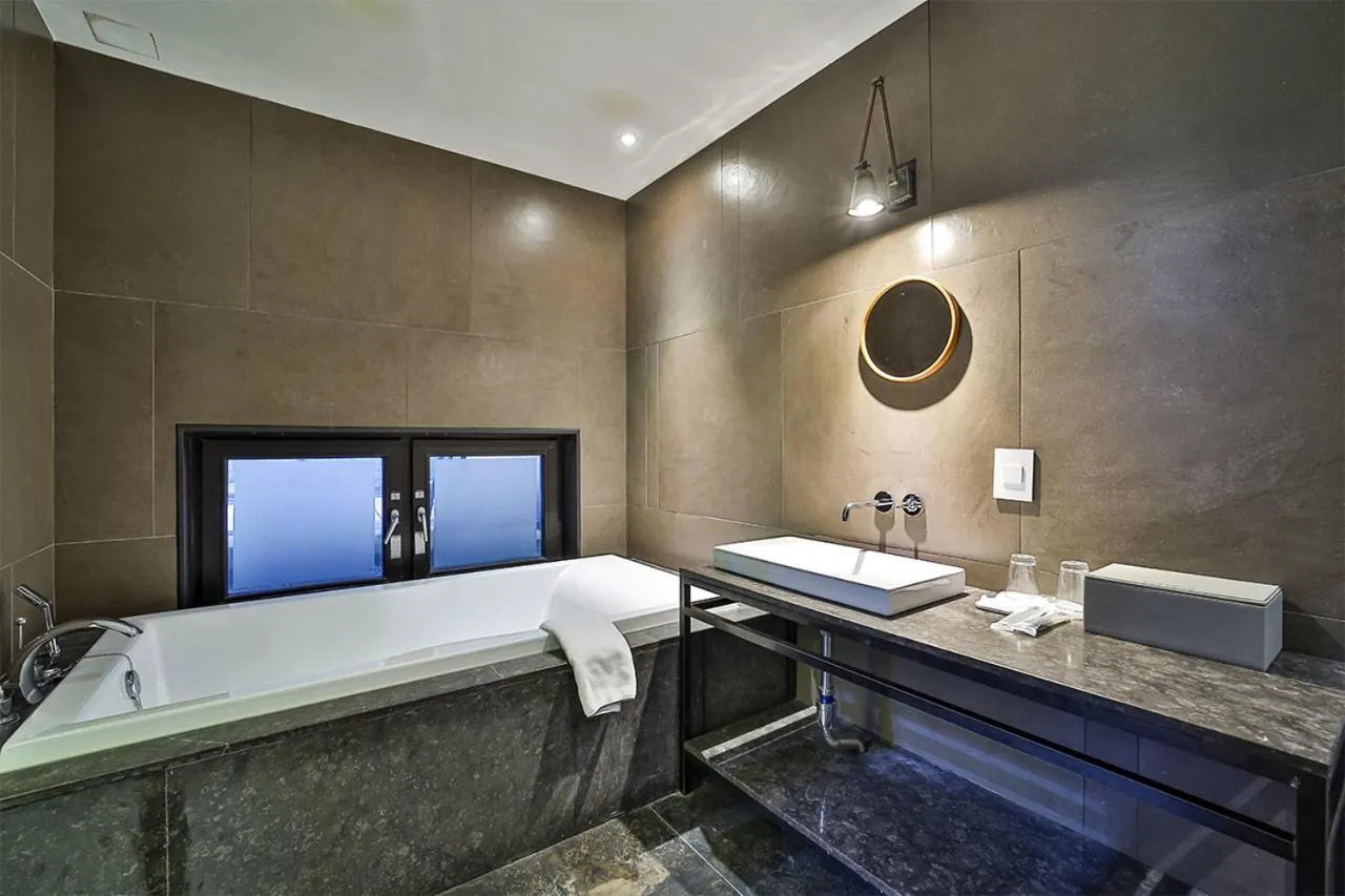 Bathroom in js 부티크 호텔 동탄