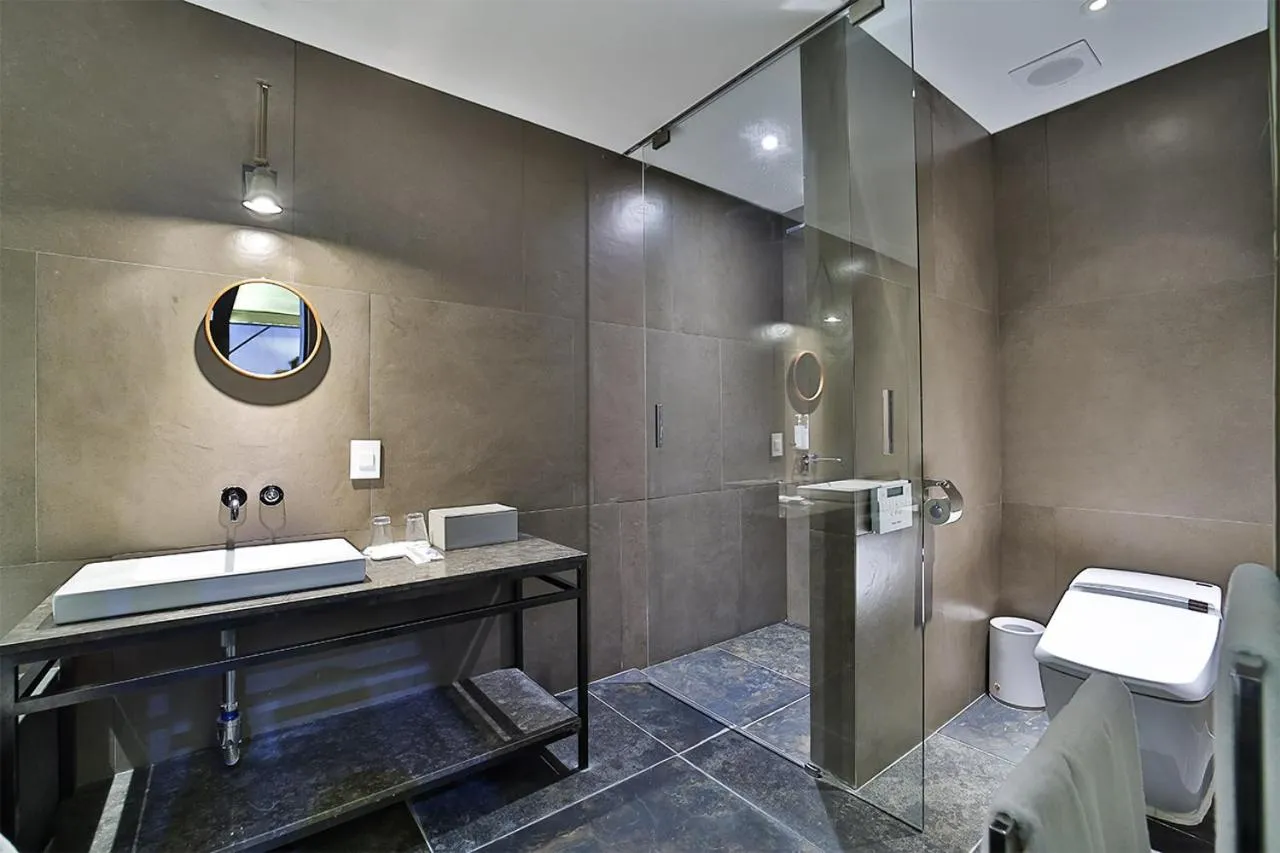 Bathroom in js 부티크 호텔 동탄