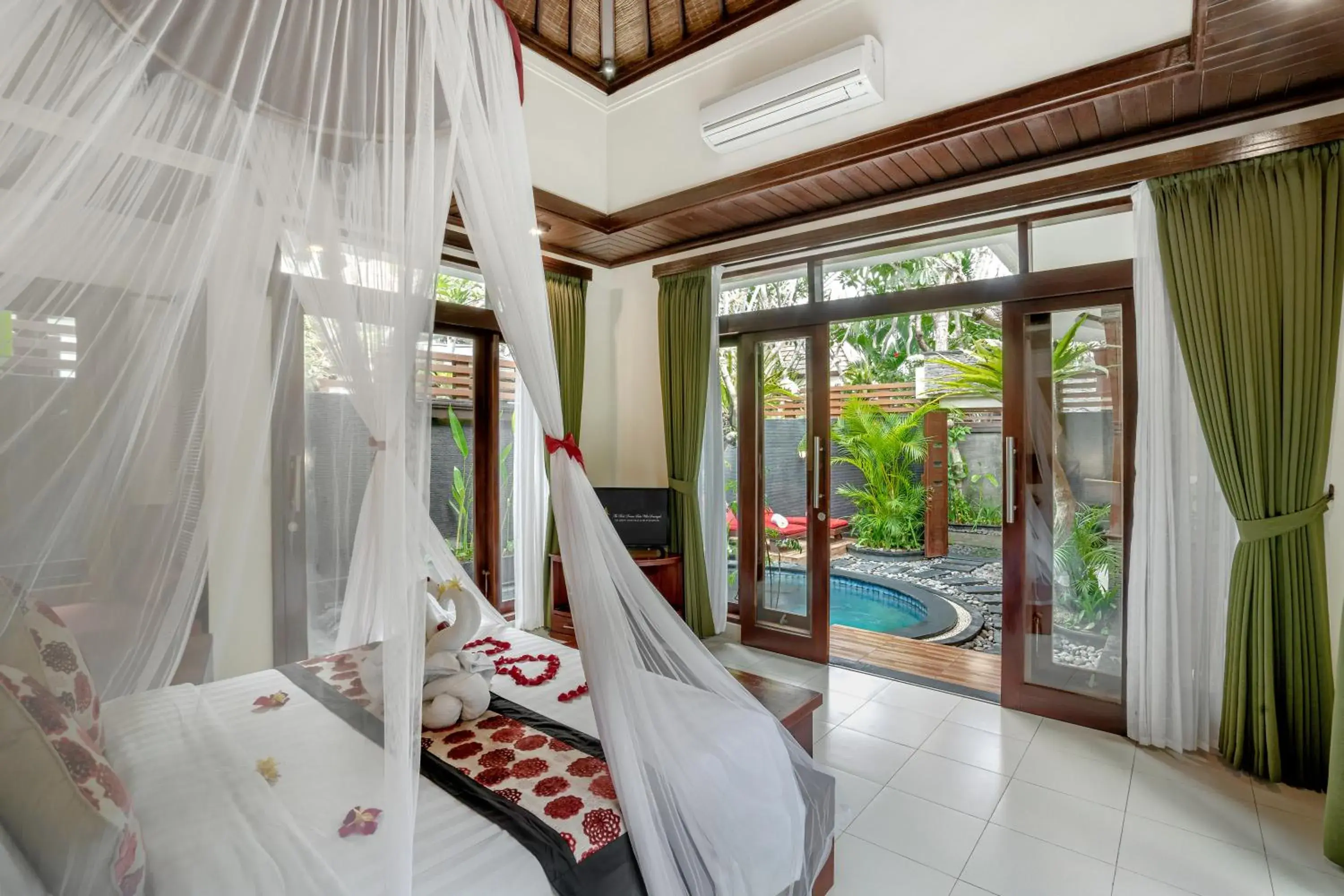 The Bali Dream Suite Villa Seminyak The Bali Dream Suite Villa Seminyak