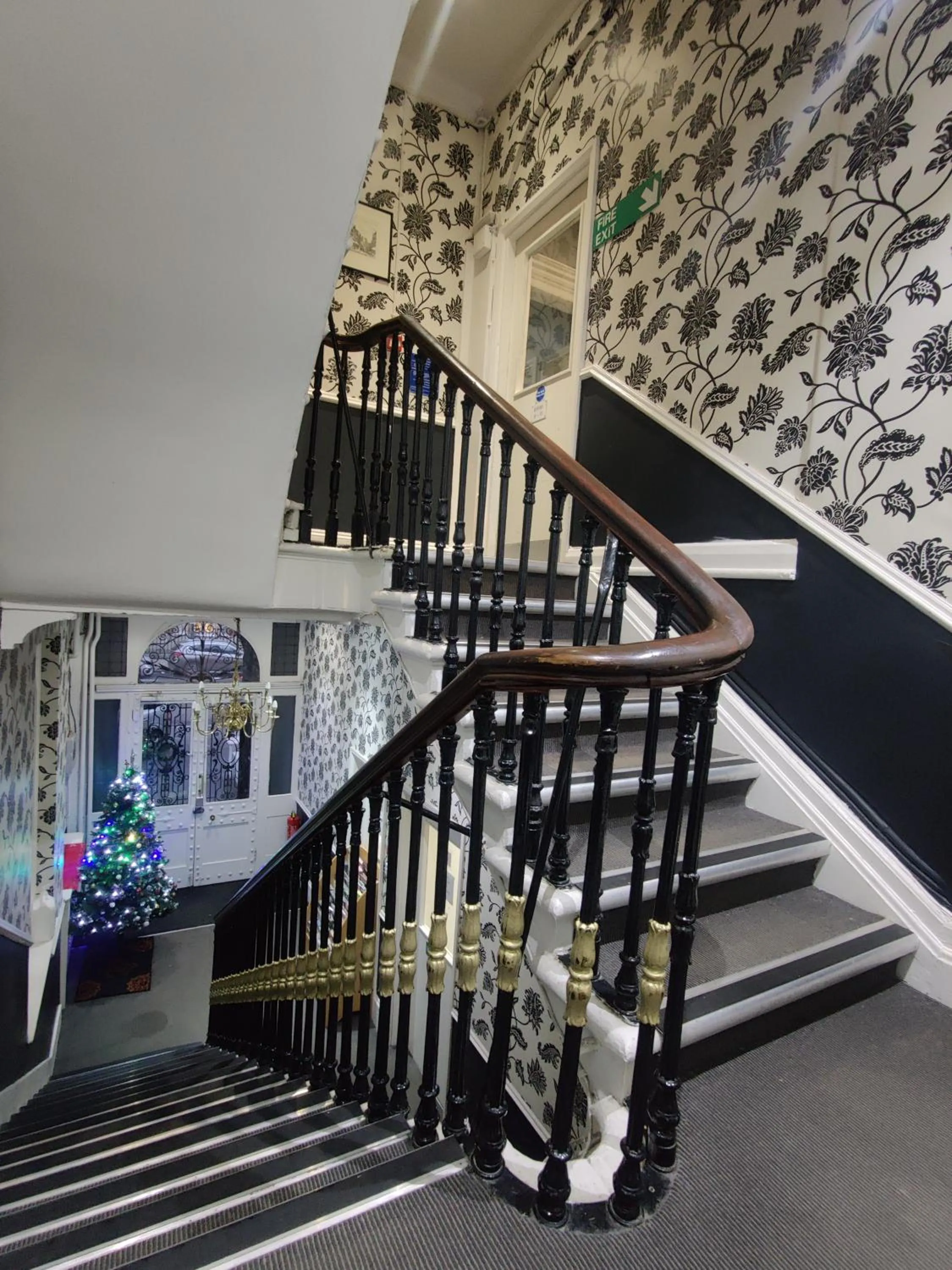 Property building in Chelsea House Hotel - B&B