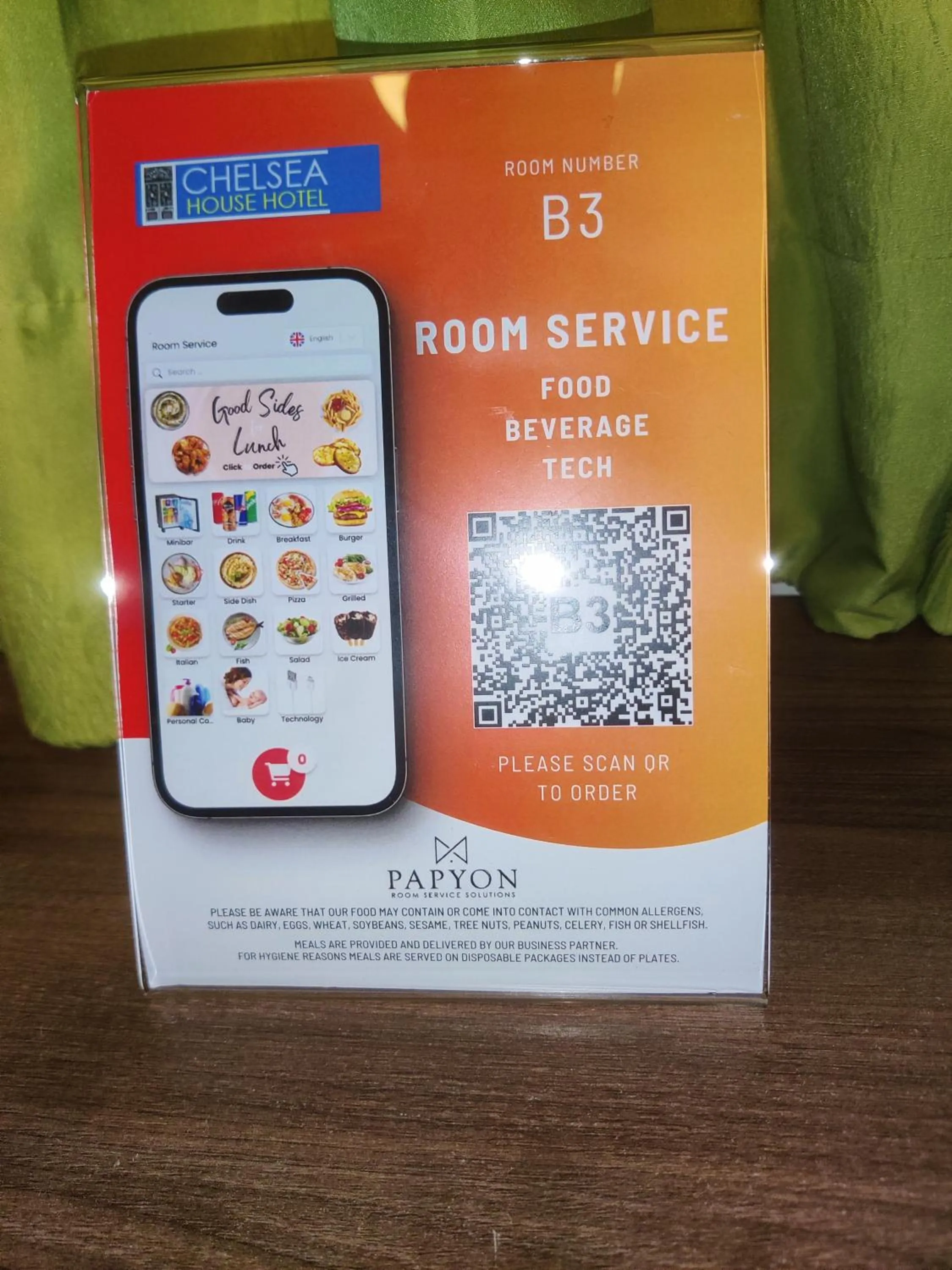 room service in Chelsea House Hotel - B&B