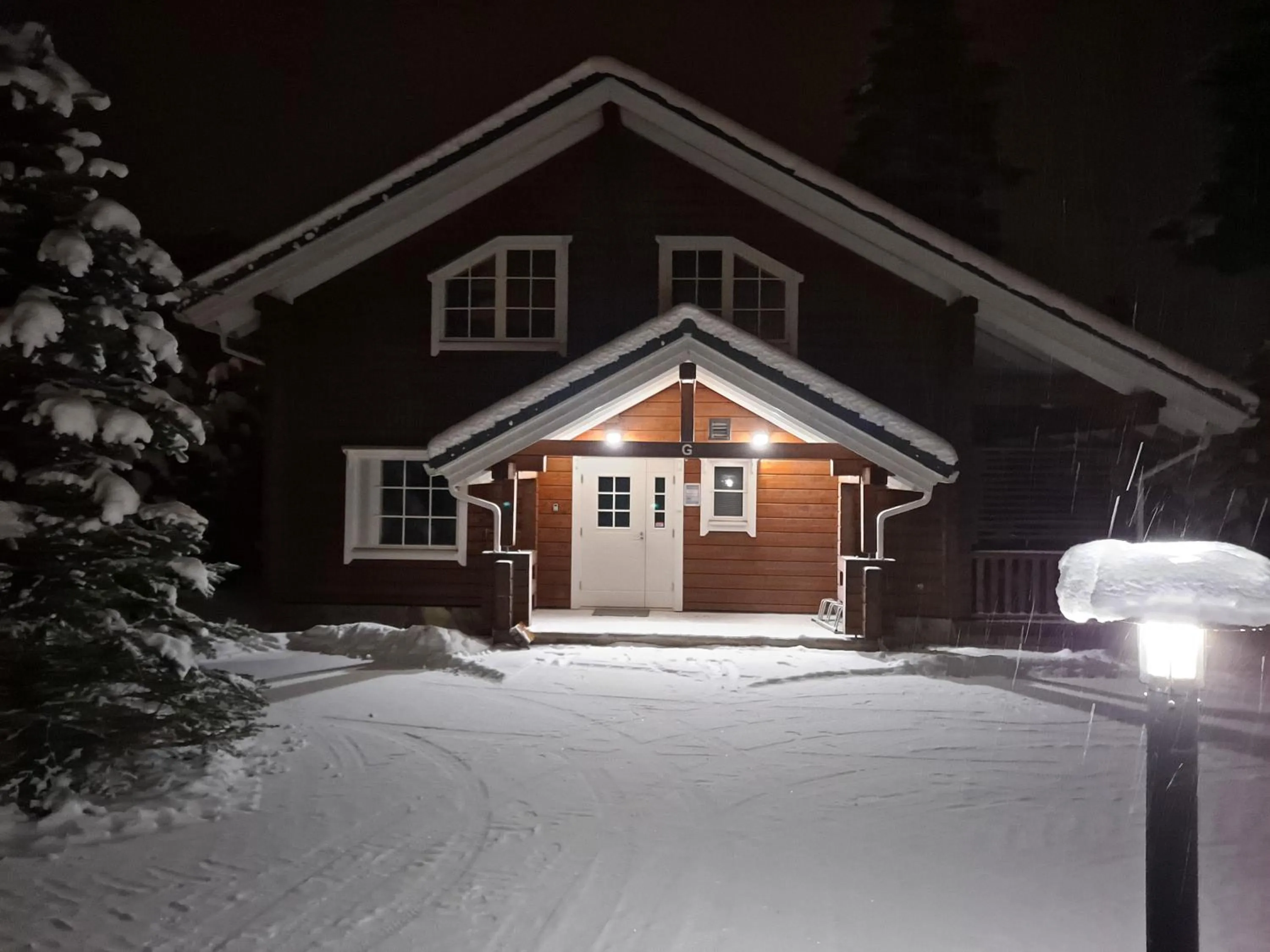 Facade/entrance in Tahko Hills