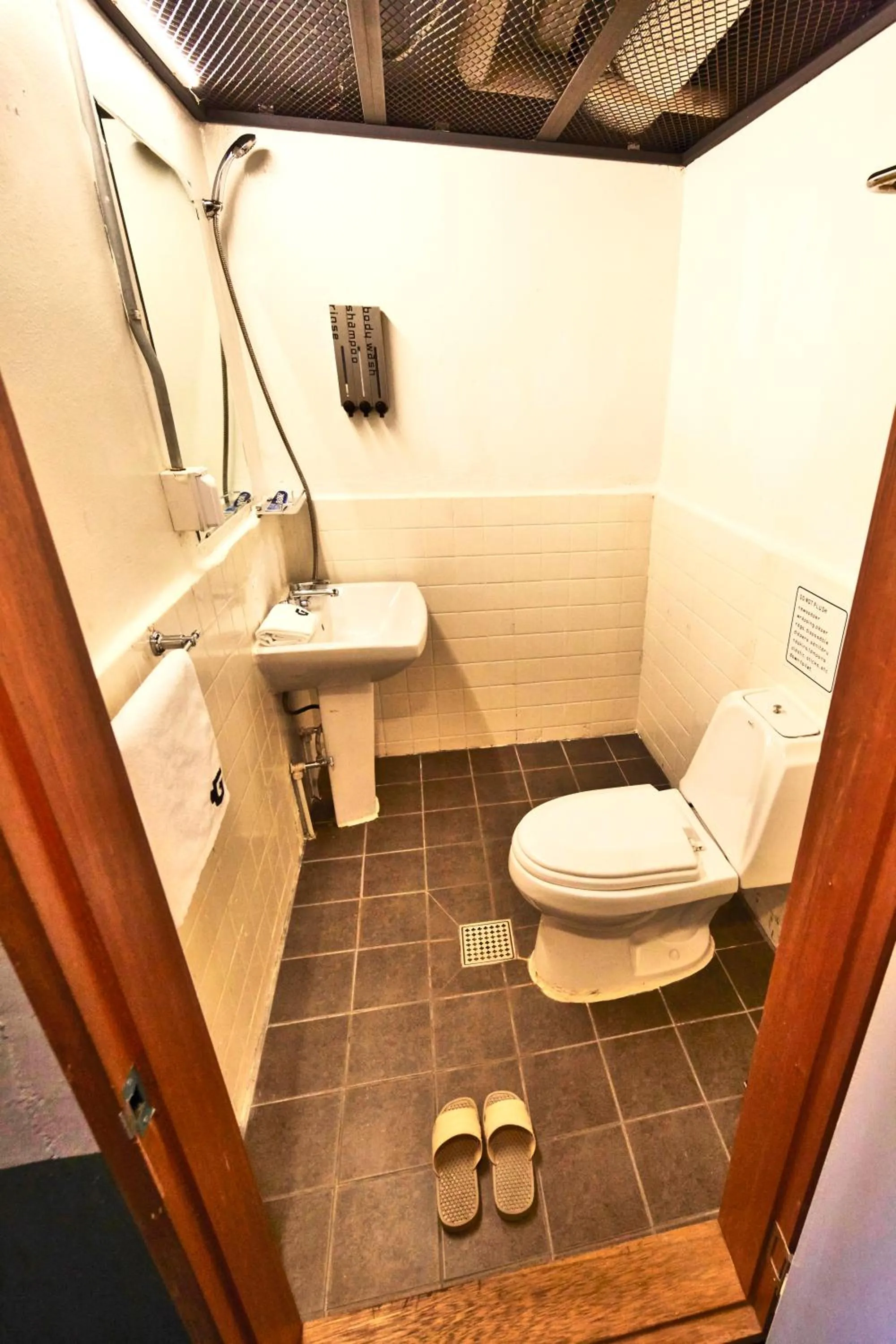 Bathroom in G Guesthouse Itaewon In Seoul