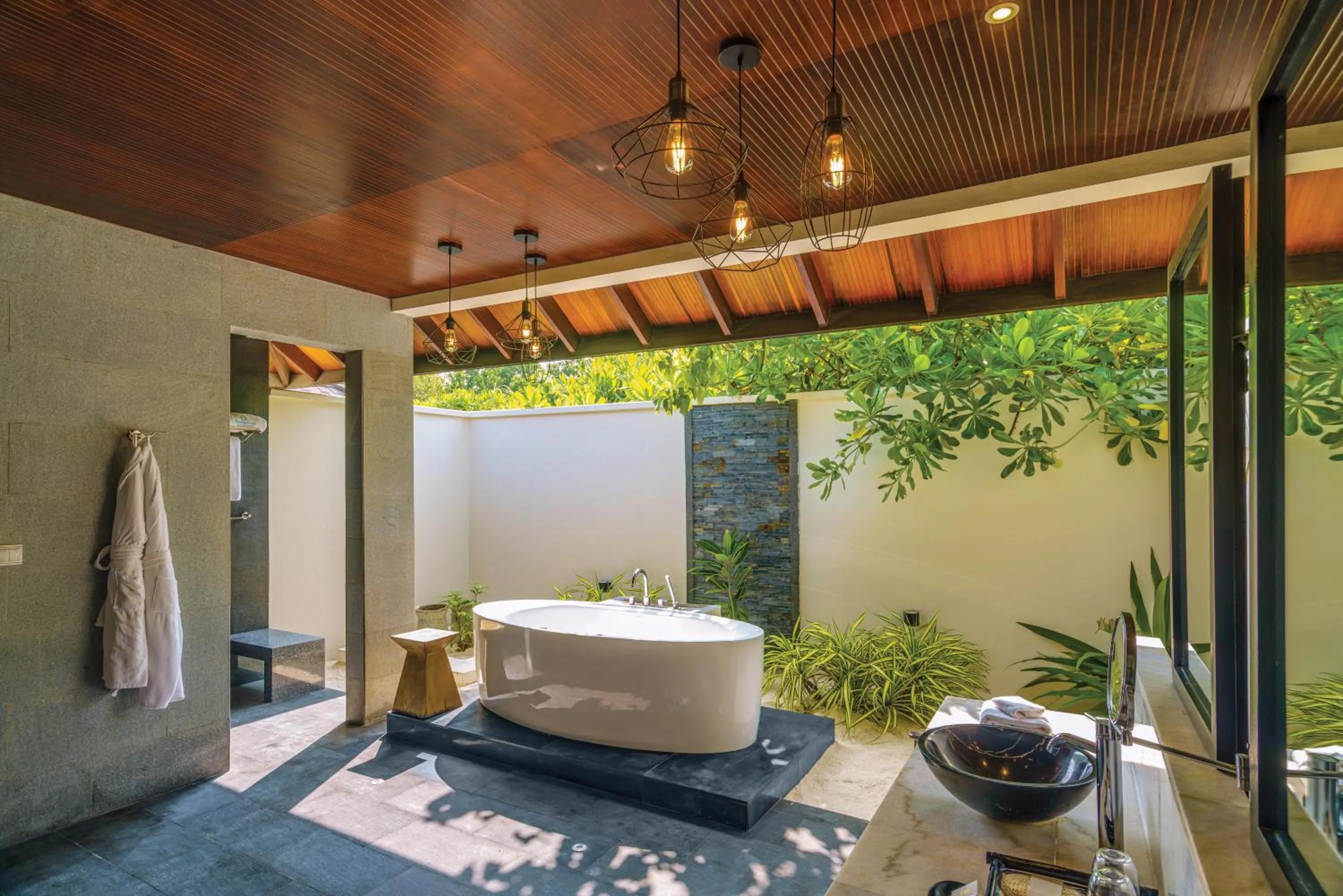 Bathroom in Atmosphere Kanifushi - Premium All Inclusive with Free Transfers