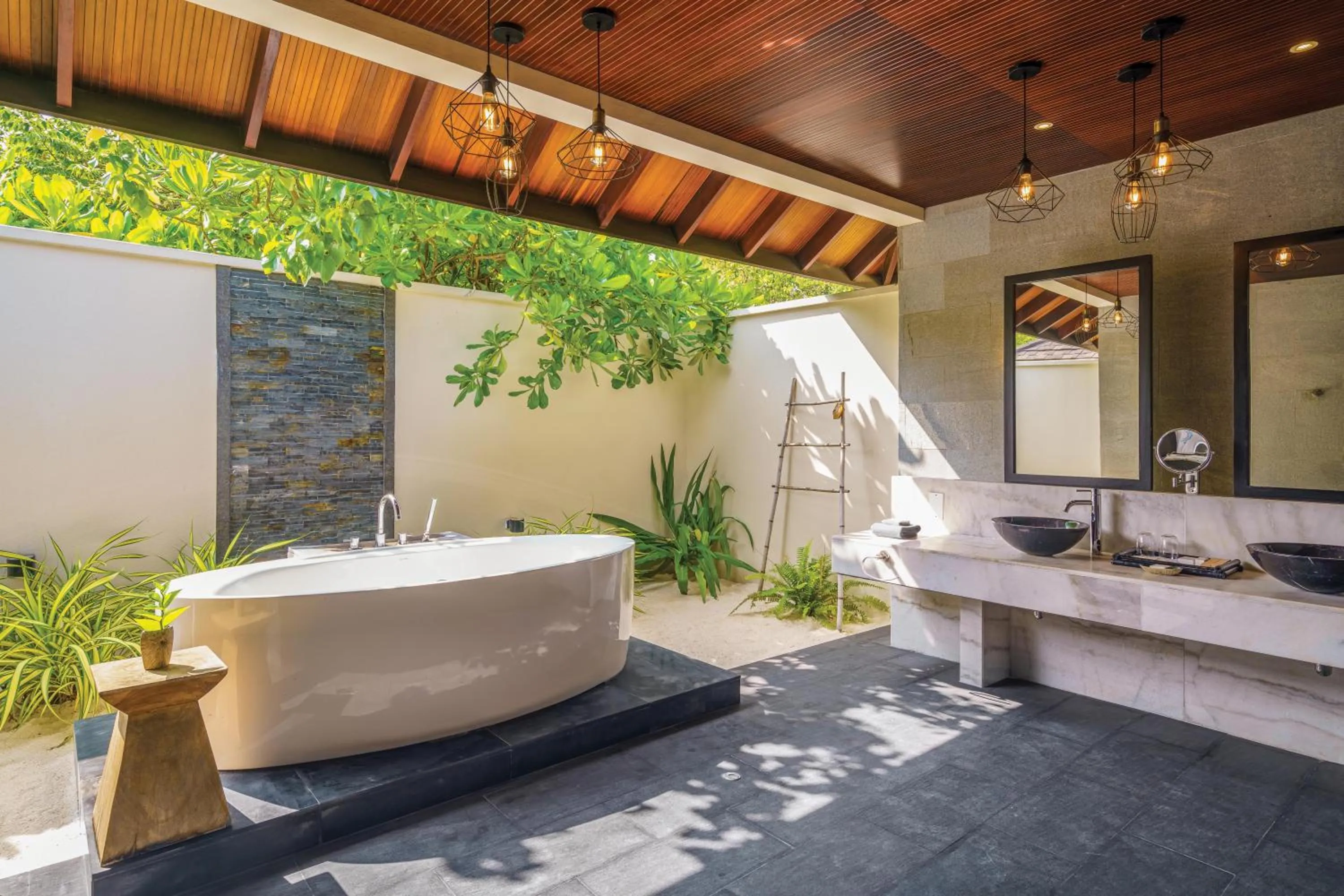 Bathroom in Atmosphere Kanifushi - Premium All Inclusive with Free Transfers