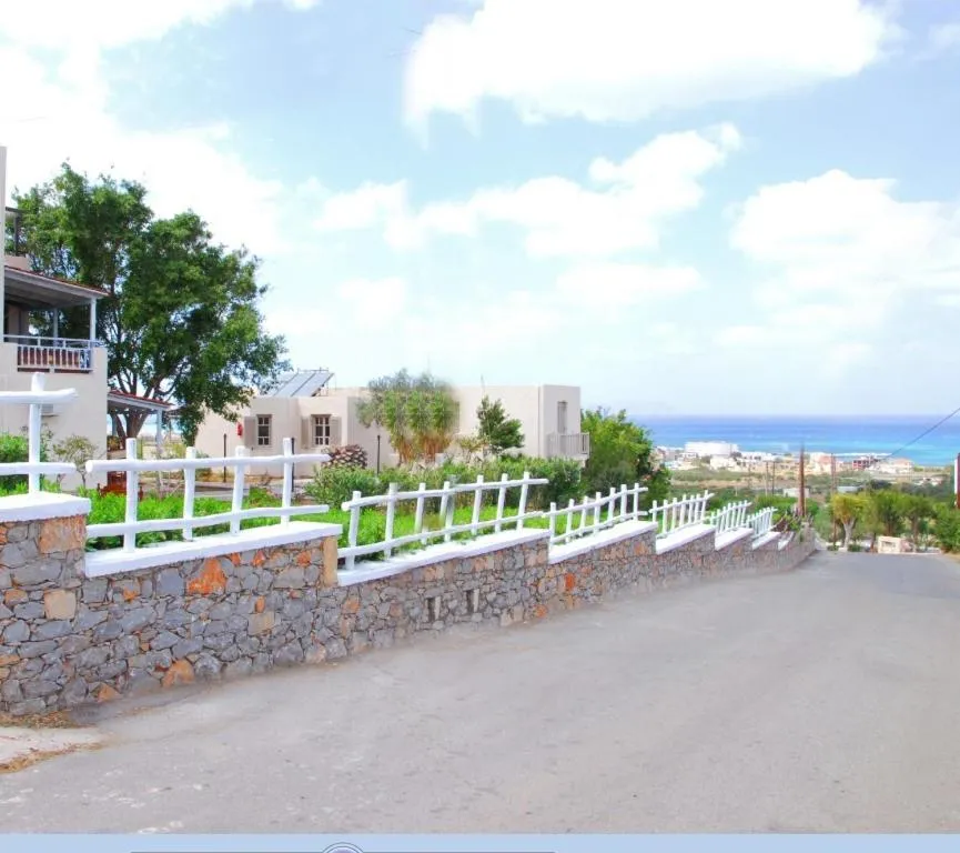 Facade/entrance in Panorama-Seaview Studios & Apartments
