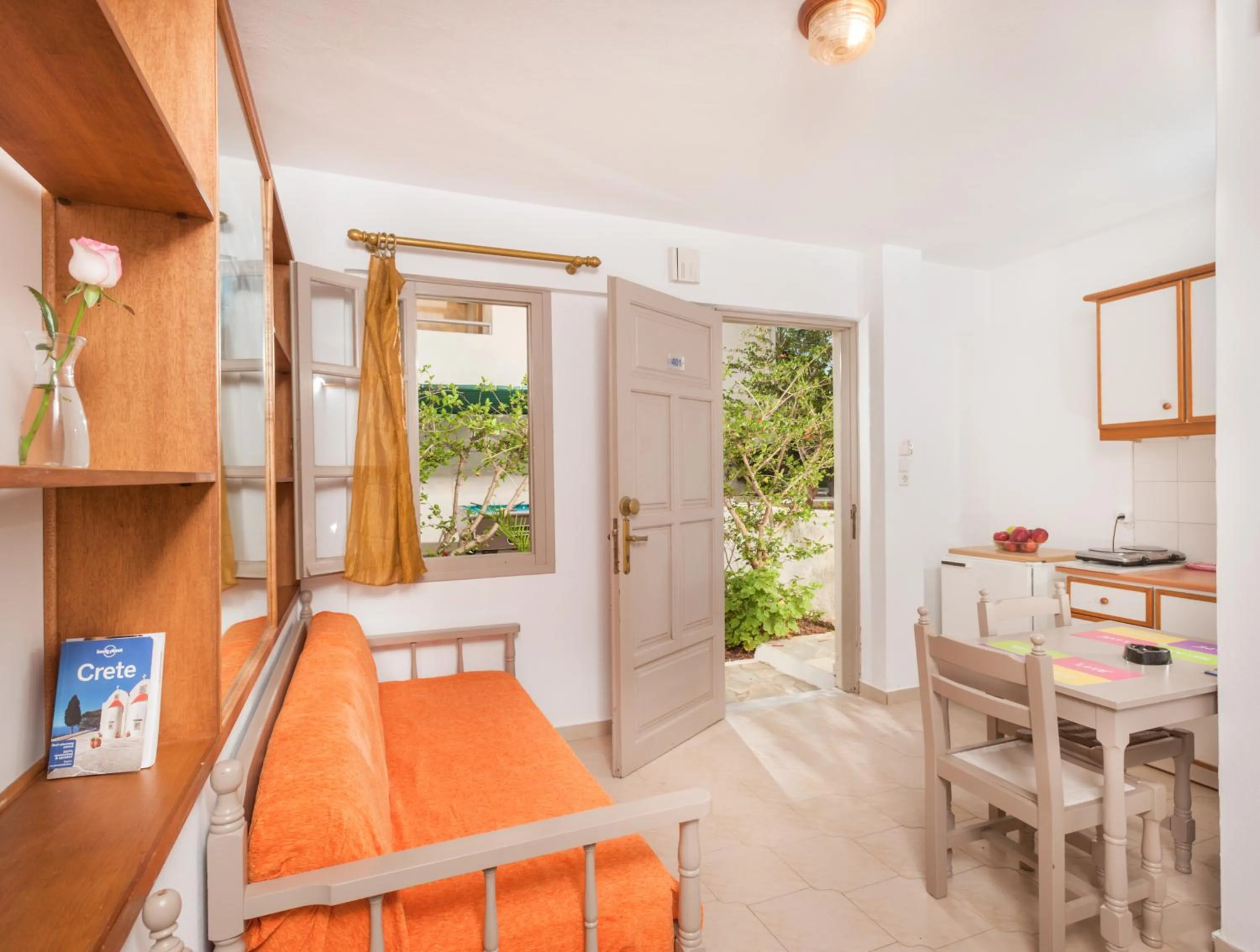 Seating area in Panorama-Seaview Studios & Apartments