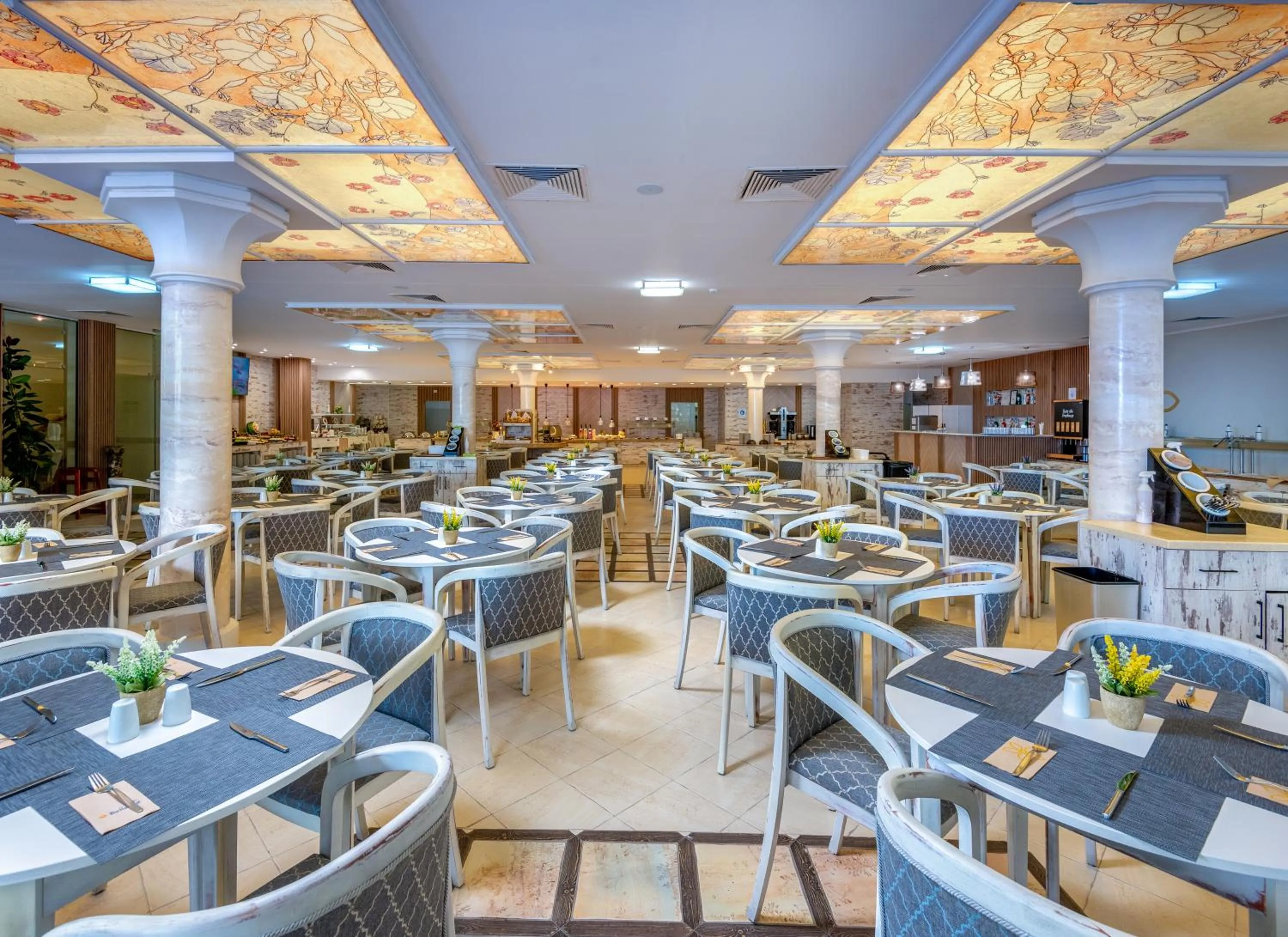 Restaurant/places to eat in Sentido Bellevue Beach- All Inclusive & Beach Access