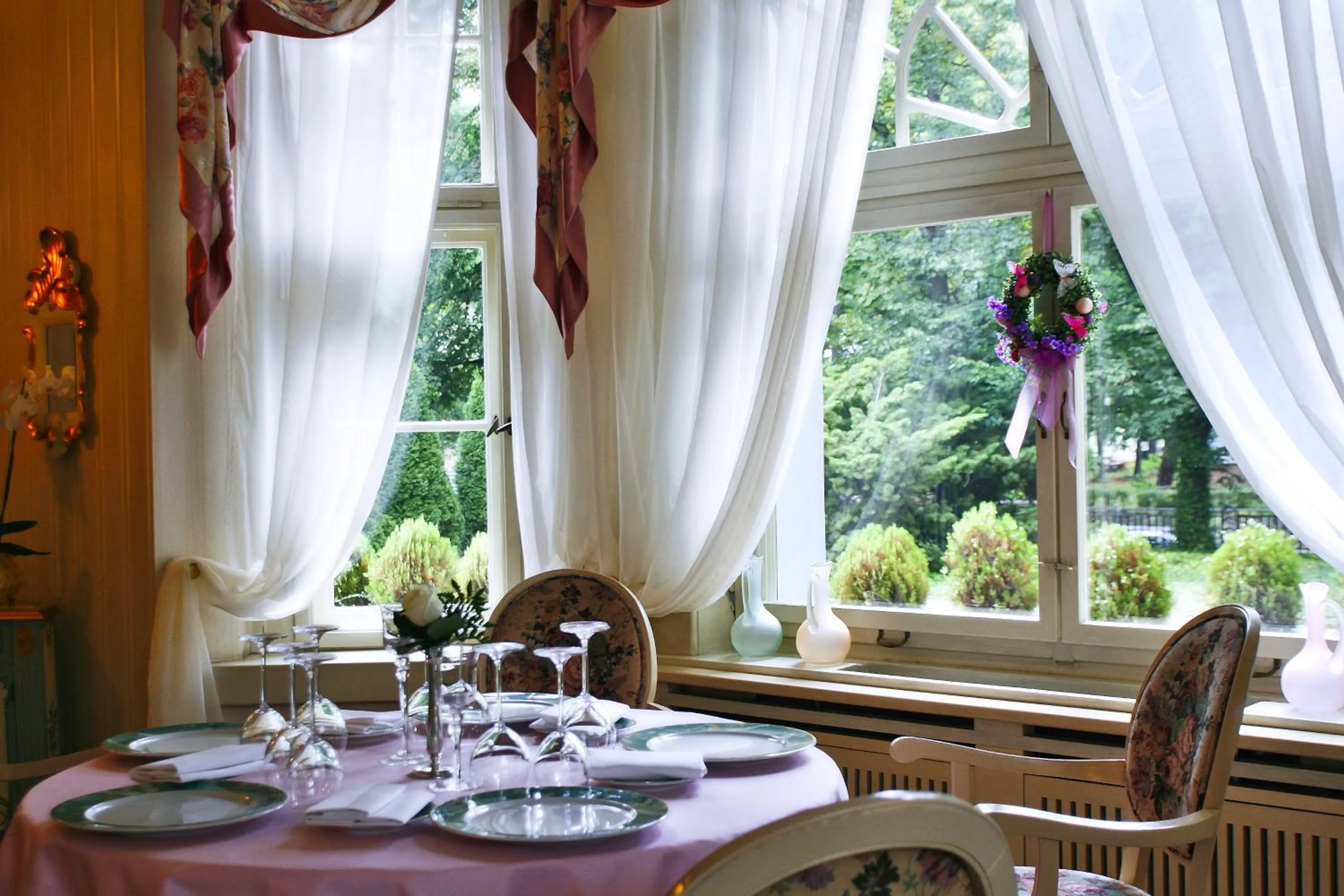 Restaurant/places to eat in Rezydencja Willa Park & Restauracja