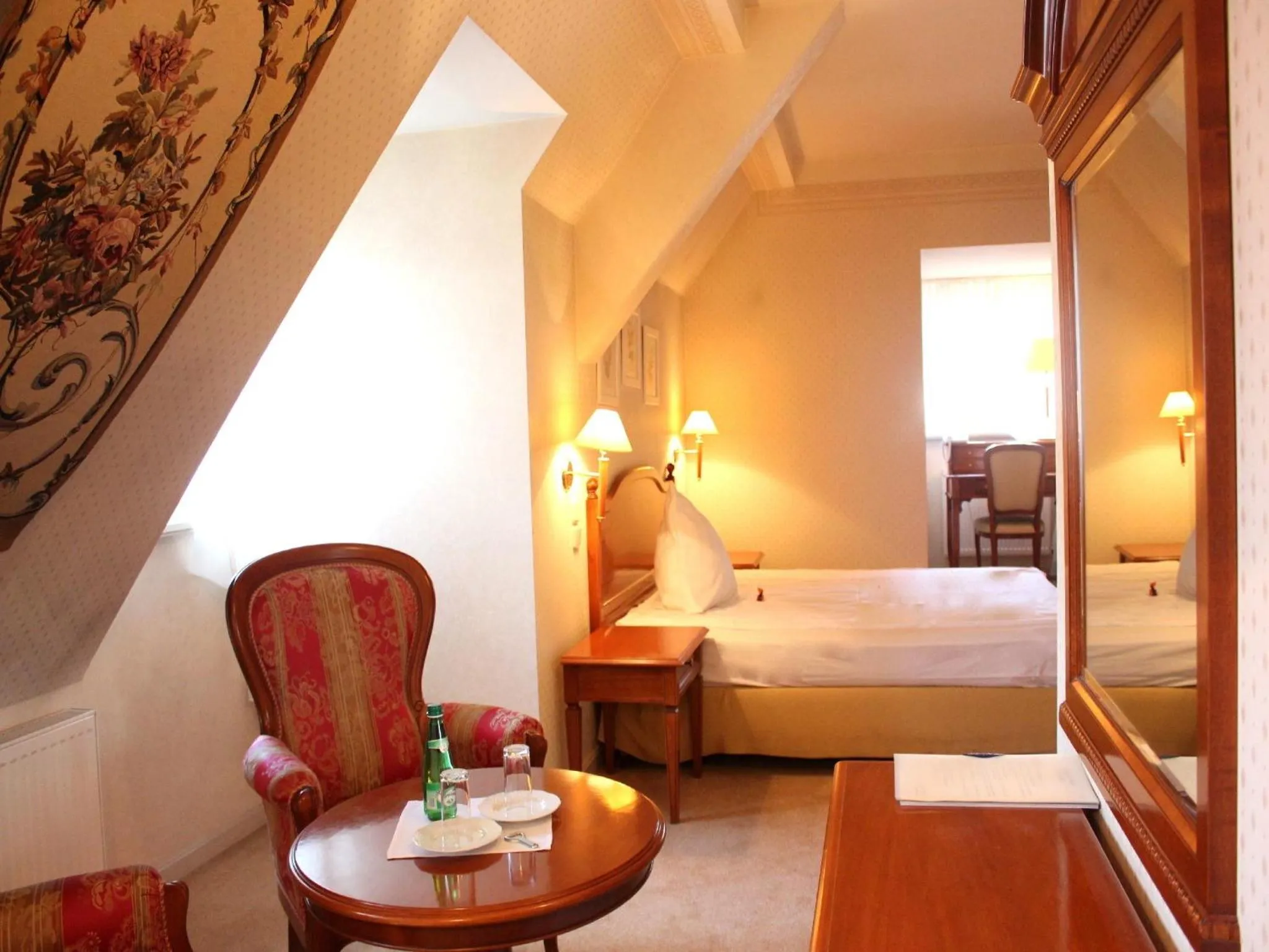 Bed in Rezydencja Willa Park & Restauracja