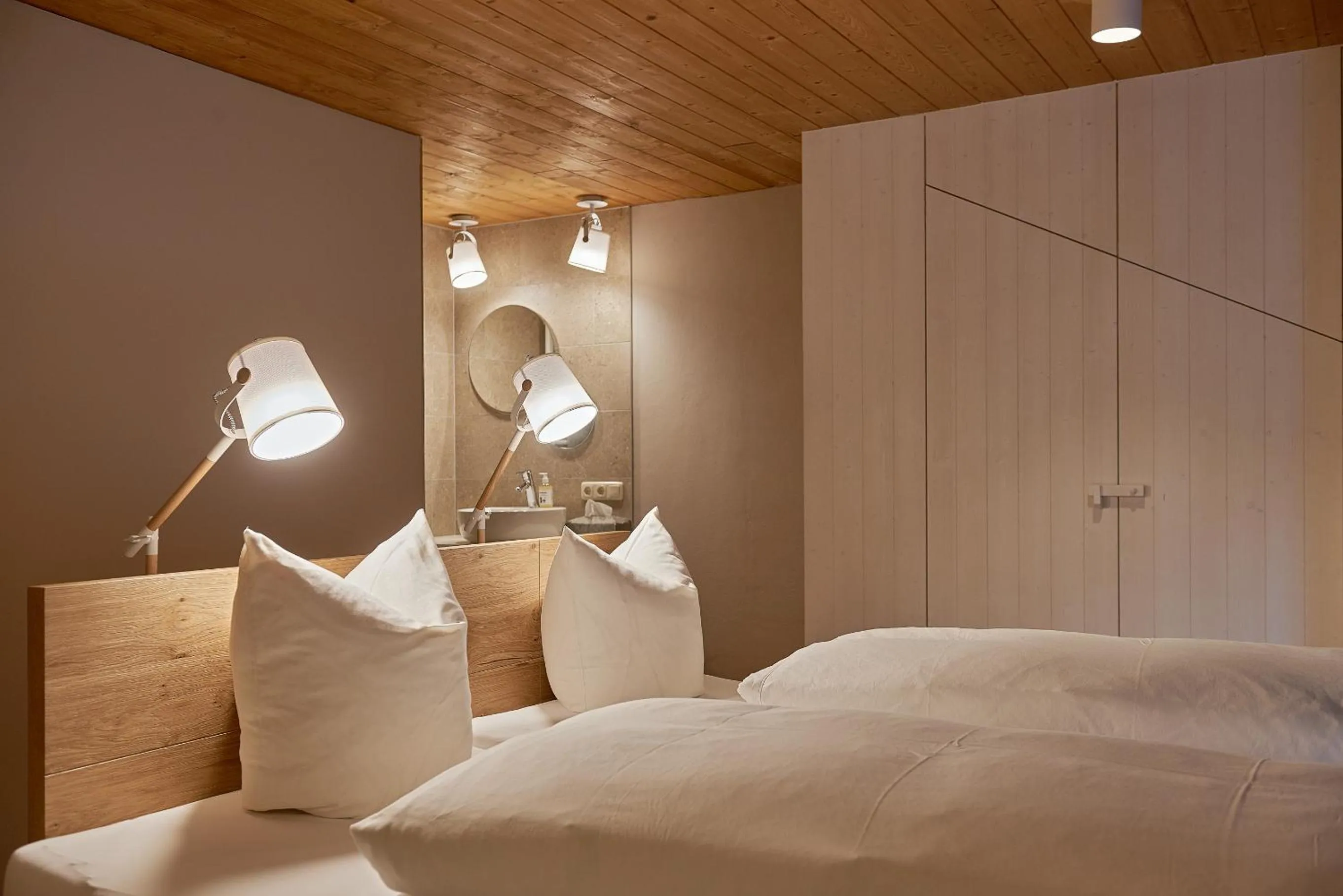 Bed in Hotel Rössle