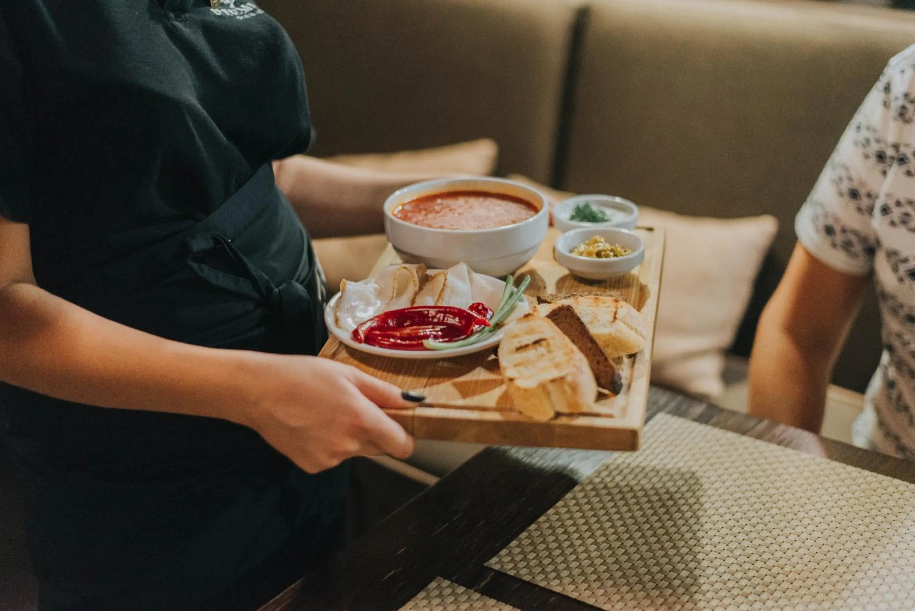 Restaurant/places to eat in Premier Geneva Hotel