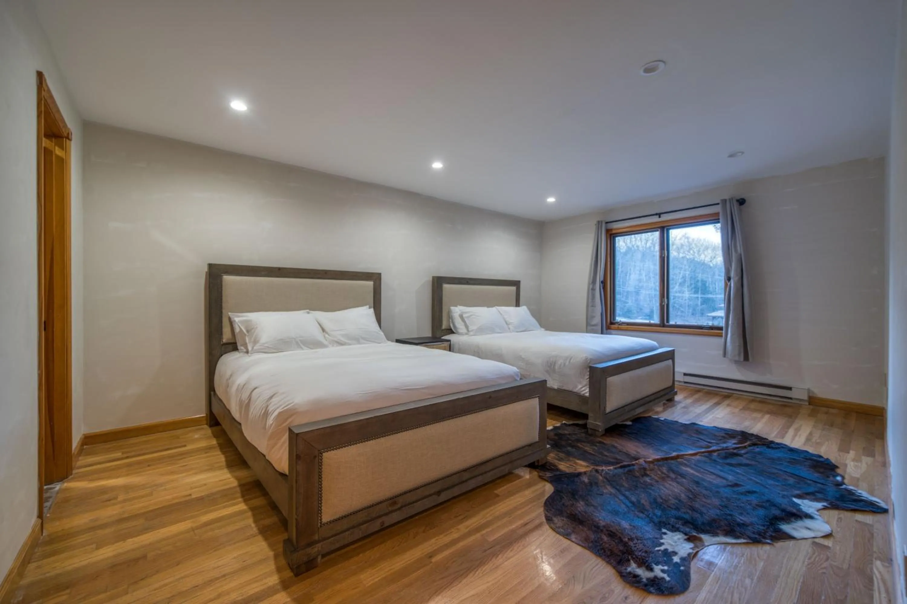 Bedroom, Bed in The Haüs Windham - Spacious Suites, Hot Tub, Mountain Views!