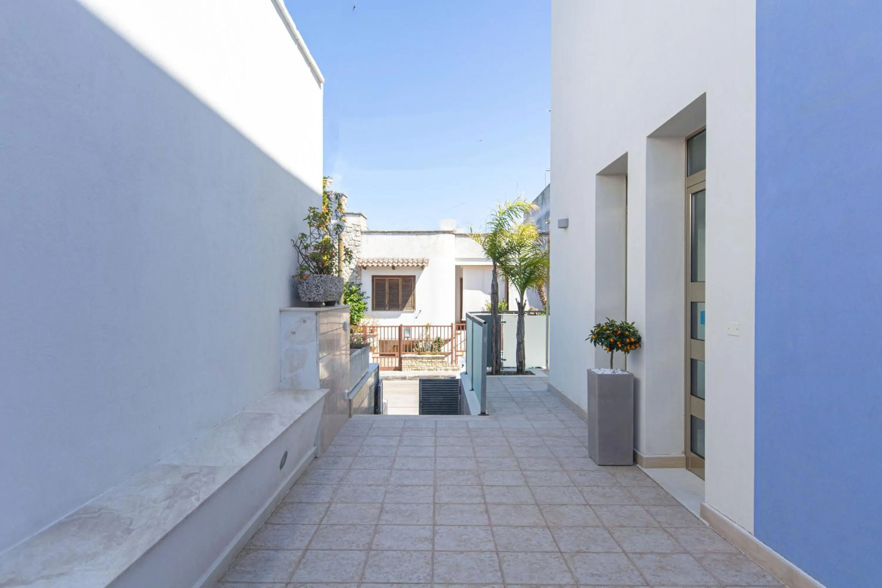 Facade/entrance in Residence Borgo & Mare - Localo