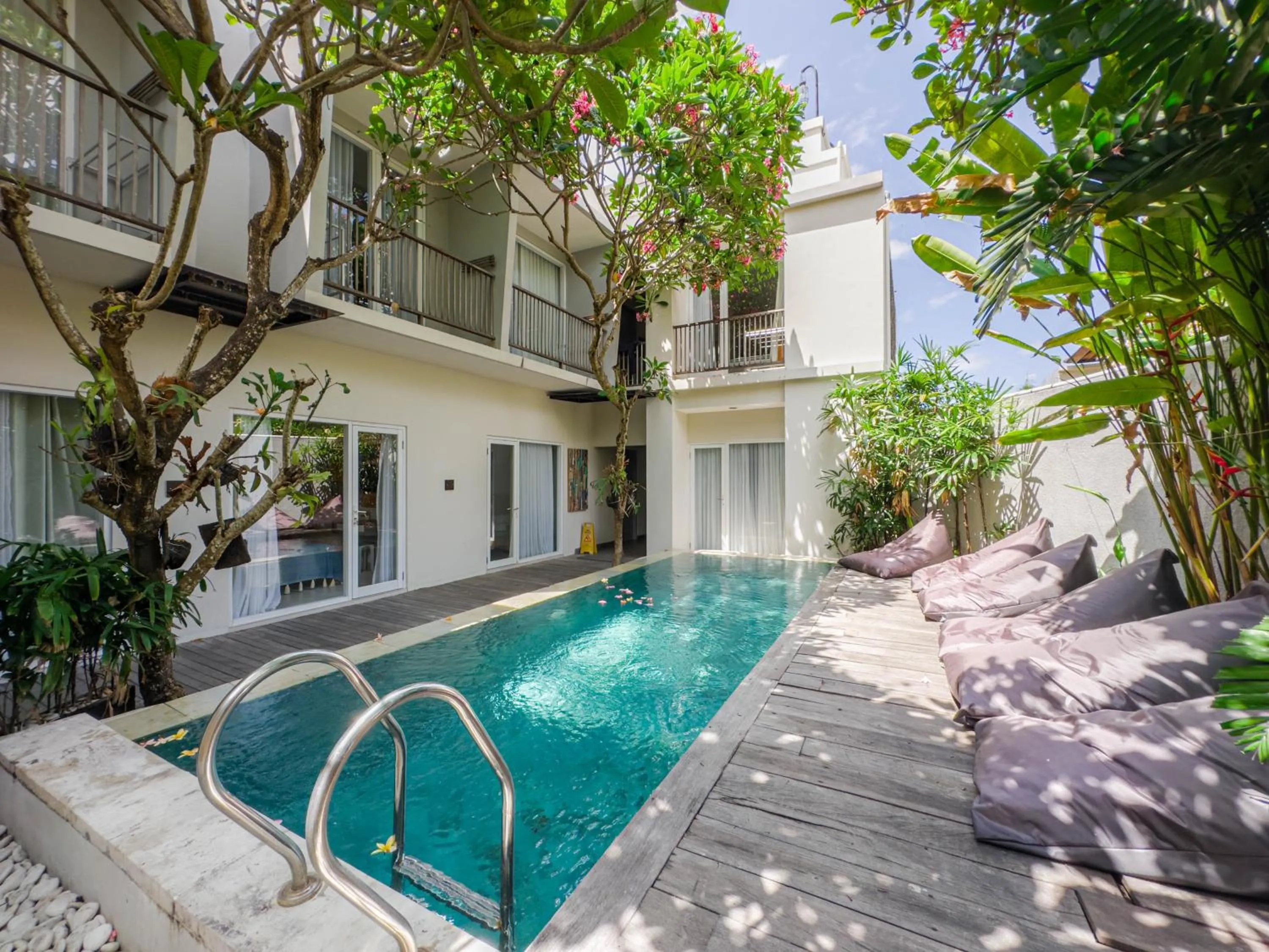 Property building in Hola Seminyak