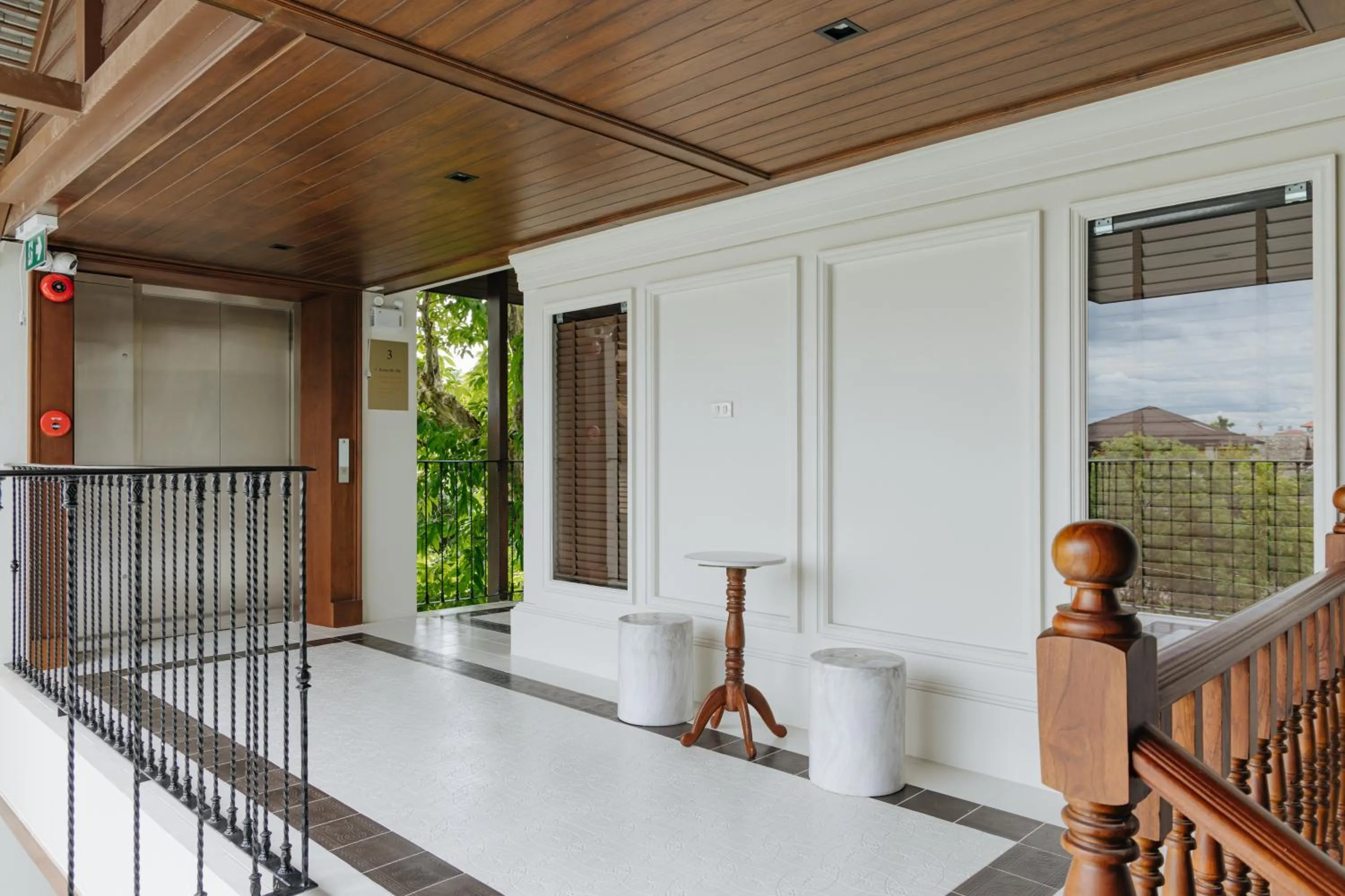 Balcony/Terrace in Coucou Hotel