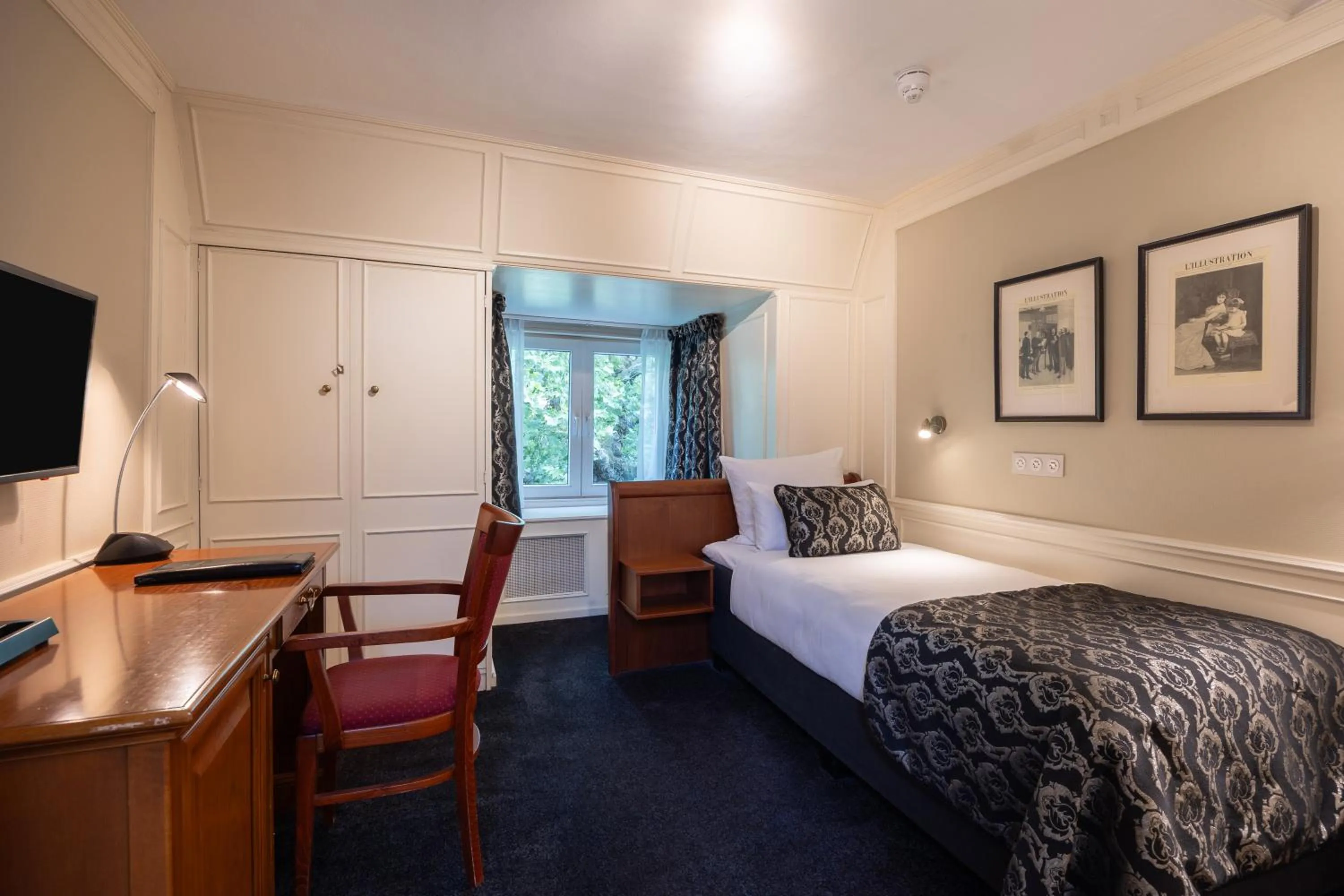 Bedroom, Bed in Apollofirst Boutique Hotel