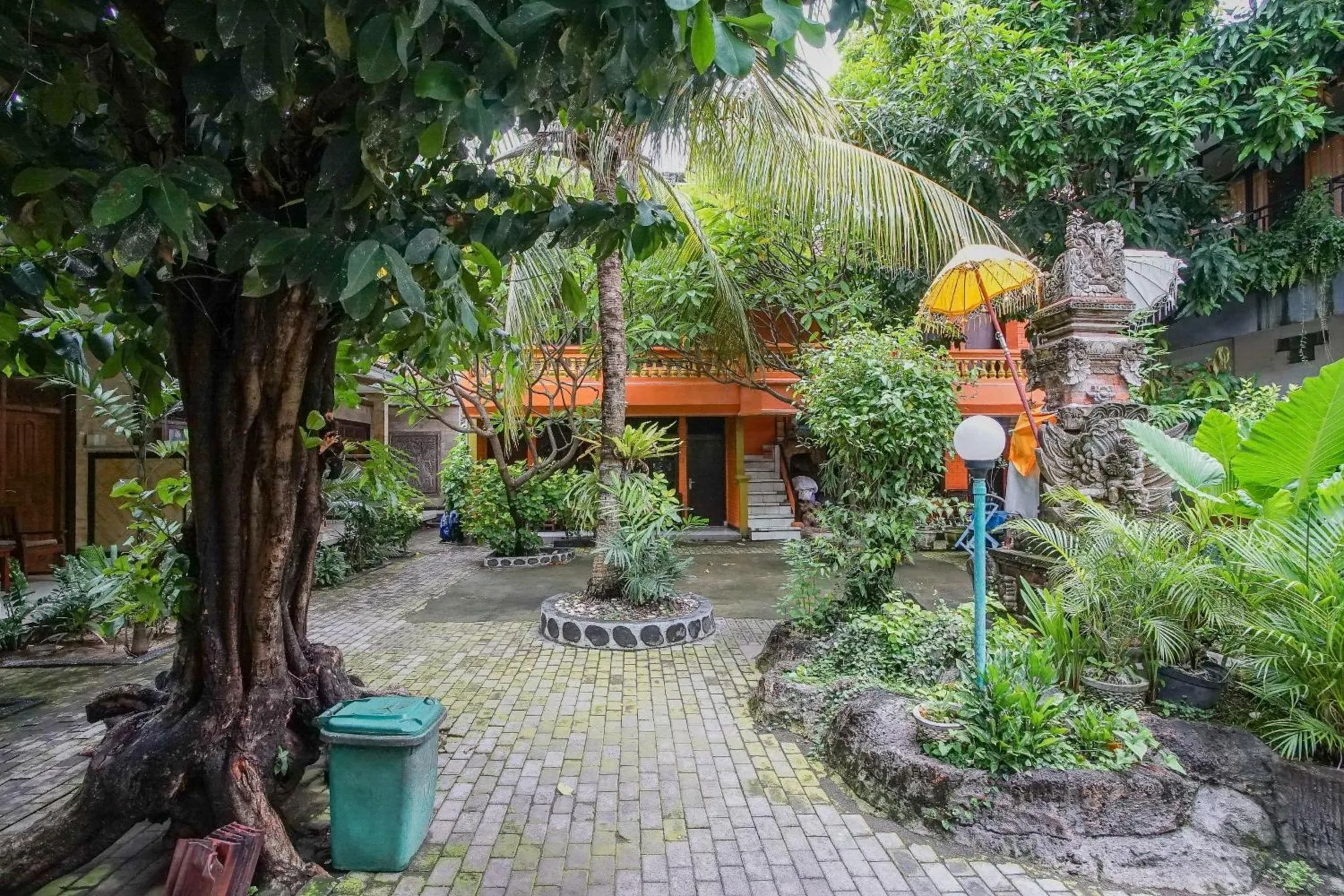Patio in Mahendra Beach Inn