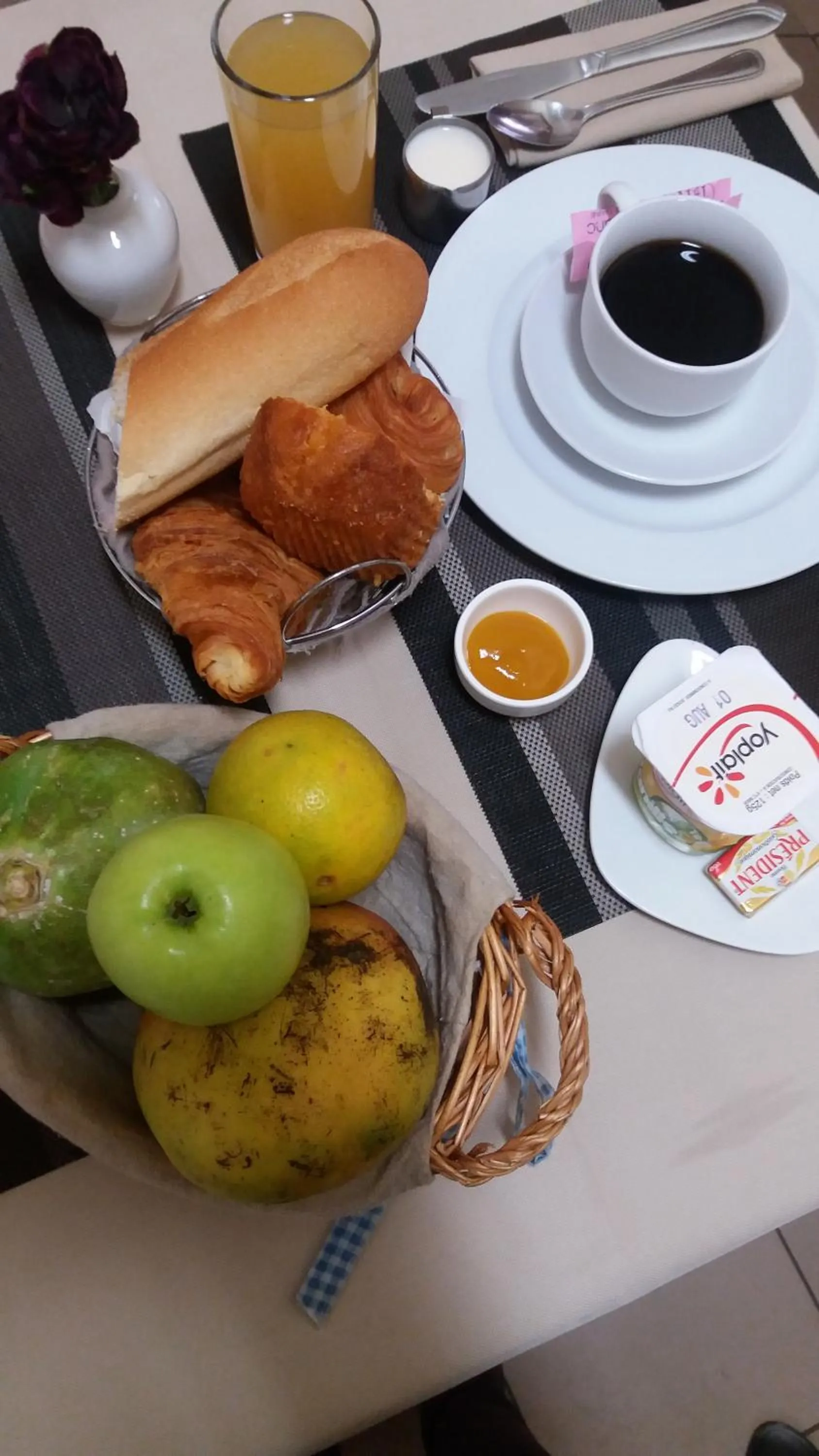 Breakfast in Détente Hôtel