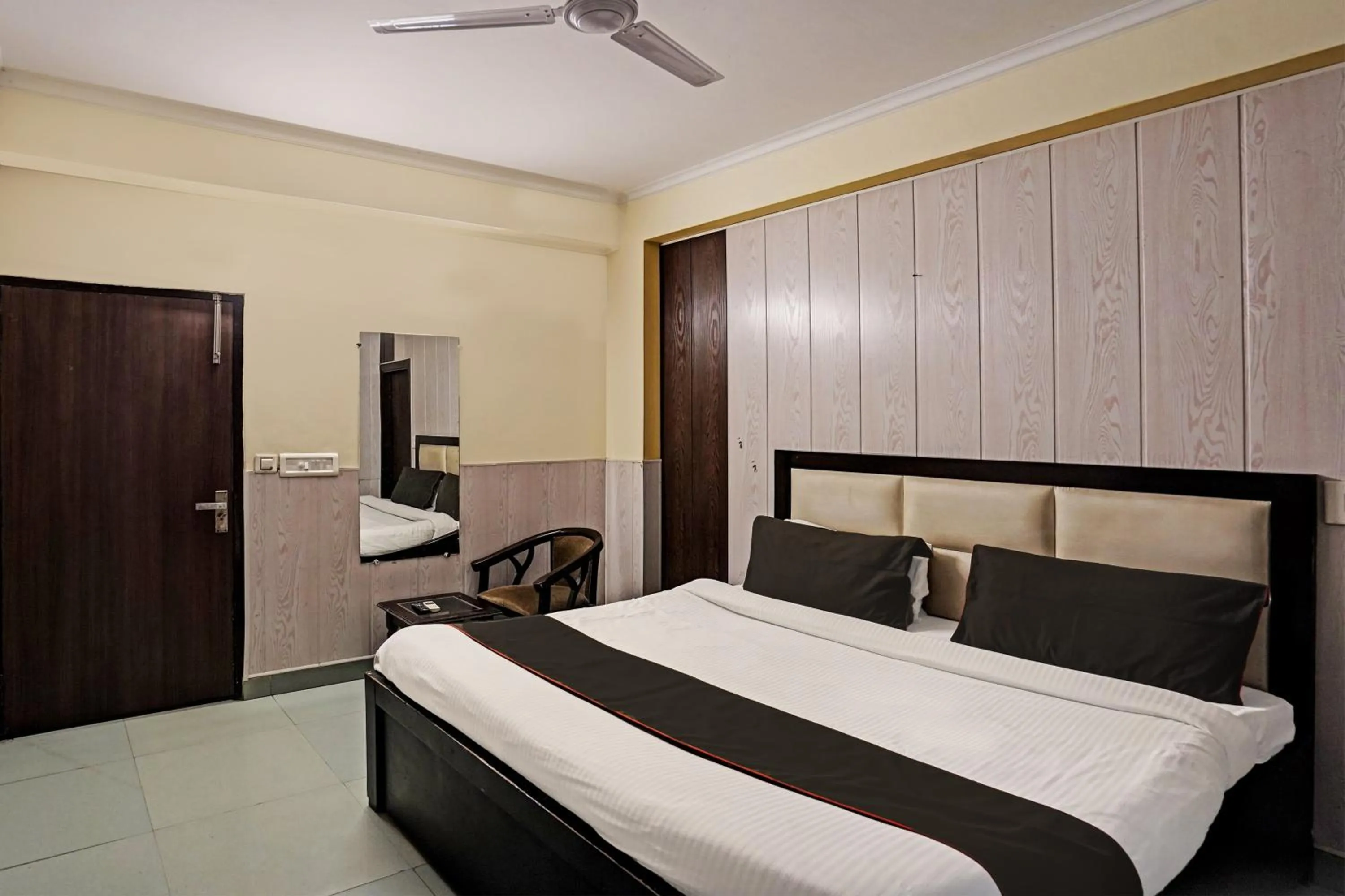 Bedroom, Bed in Capital O Bk House