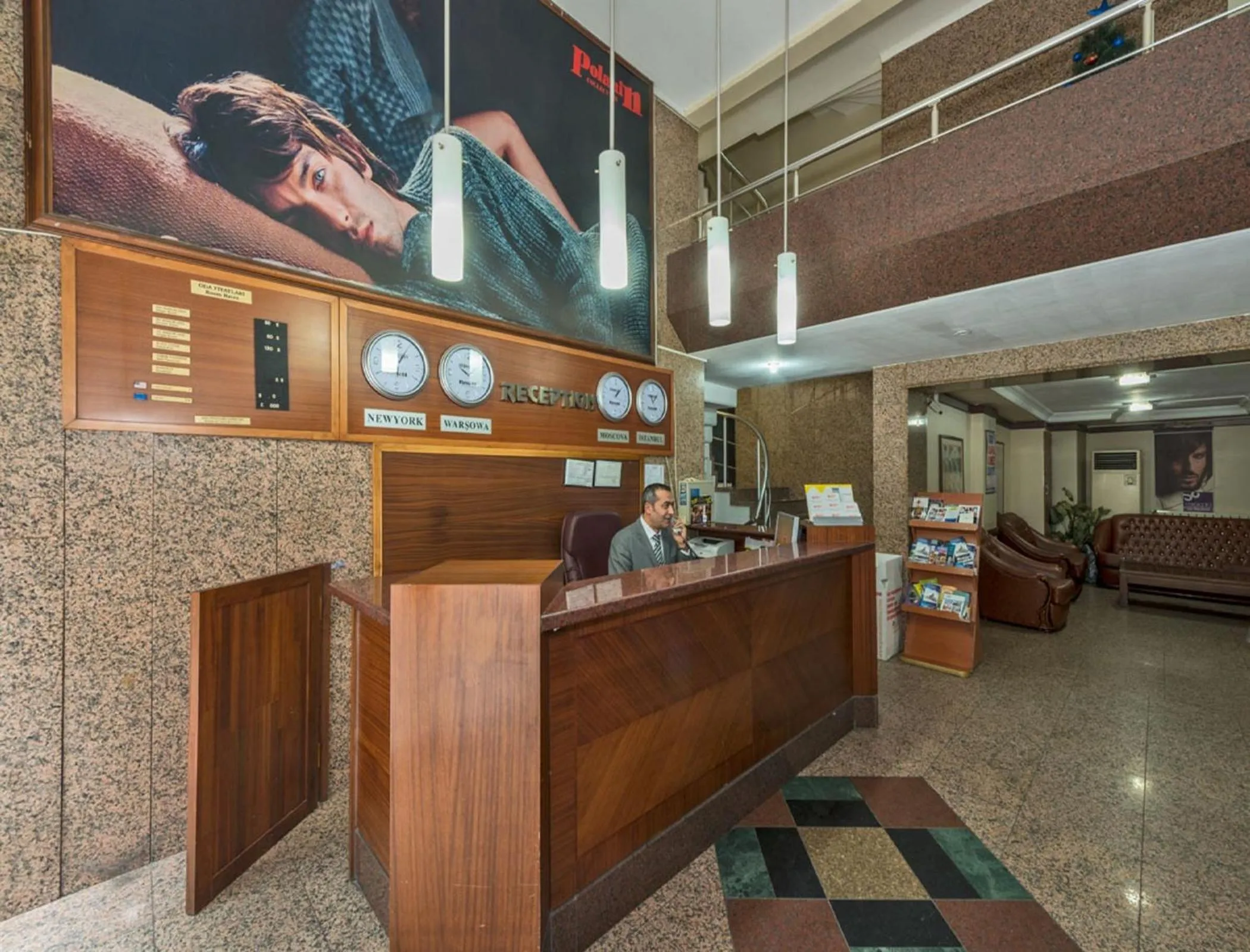 Facade/entrance in Metro Hotel