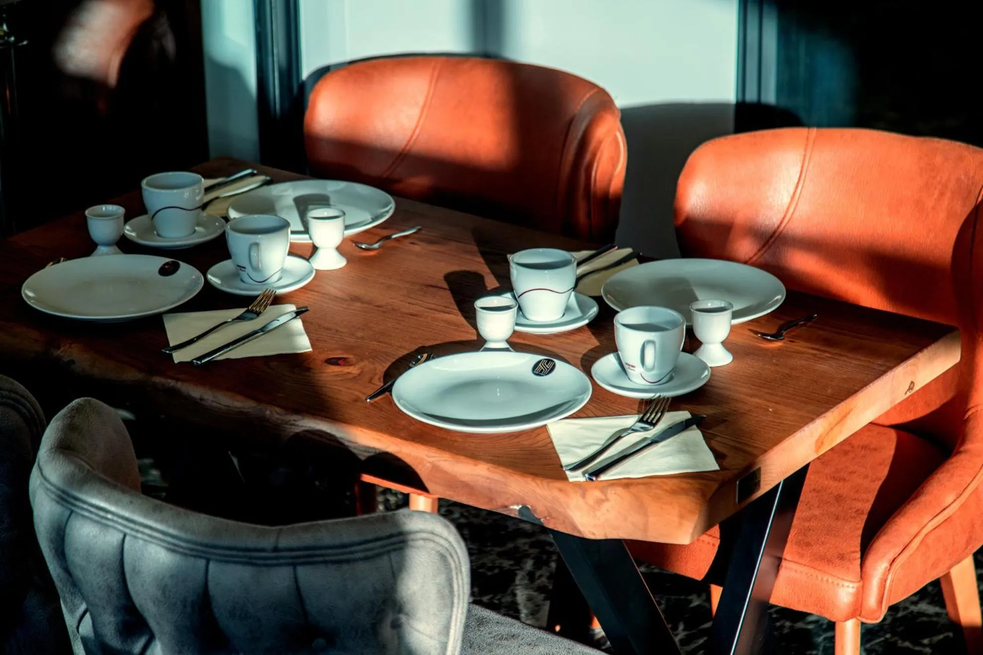 Dining area in Hotel Yaman