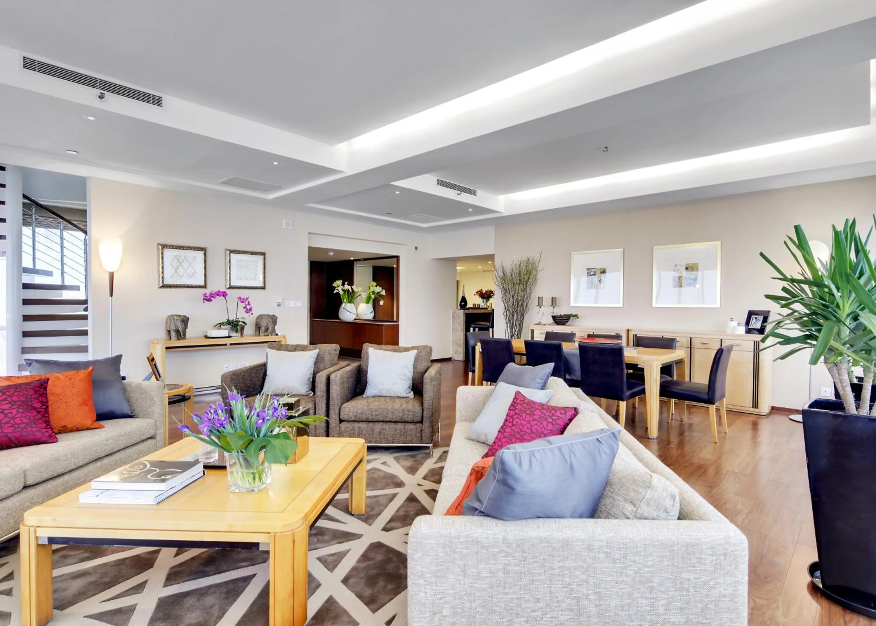 Living room in Shanghai Centre Serviced Apartment