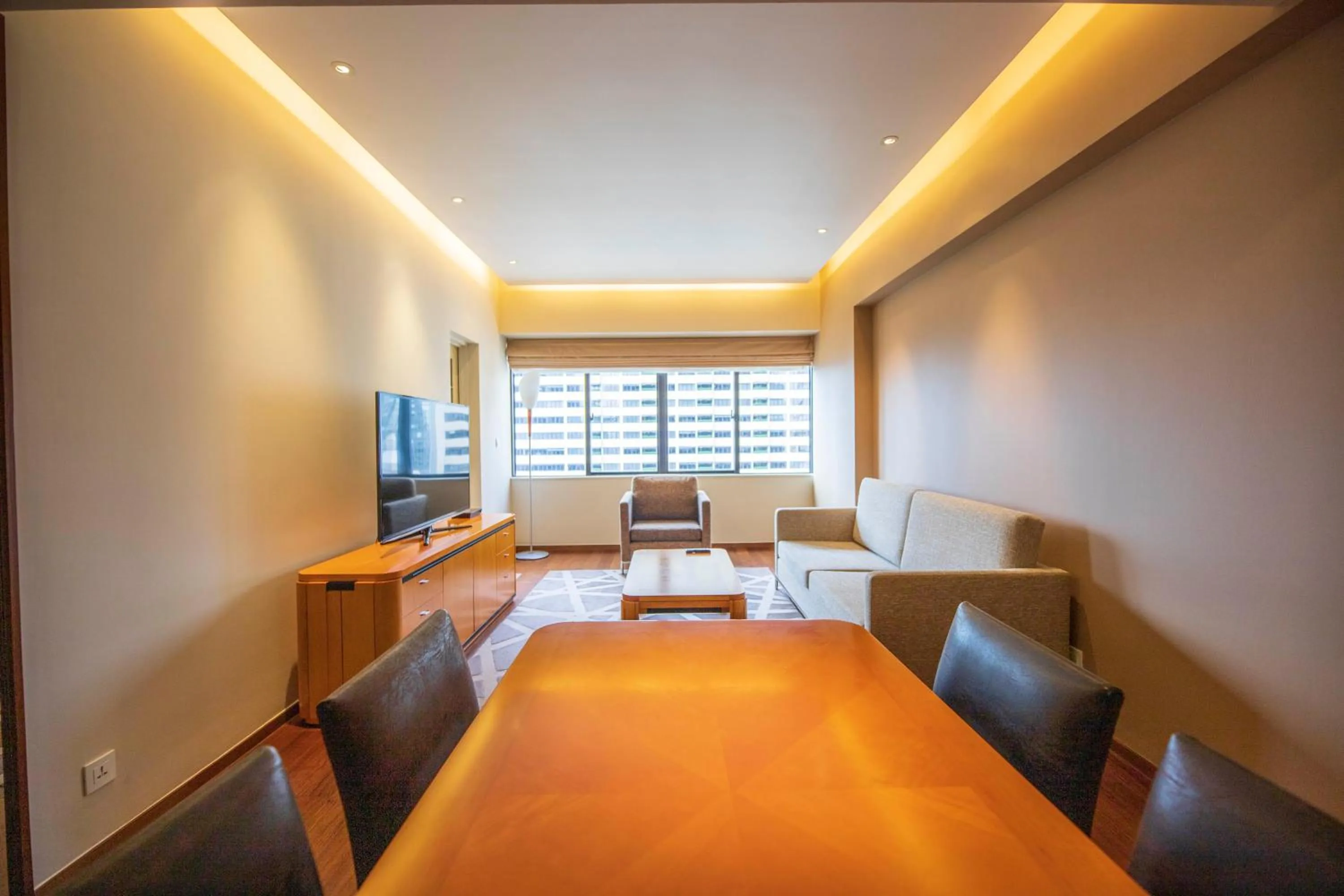 Shanghai Centre Serviced Apartment