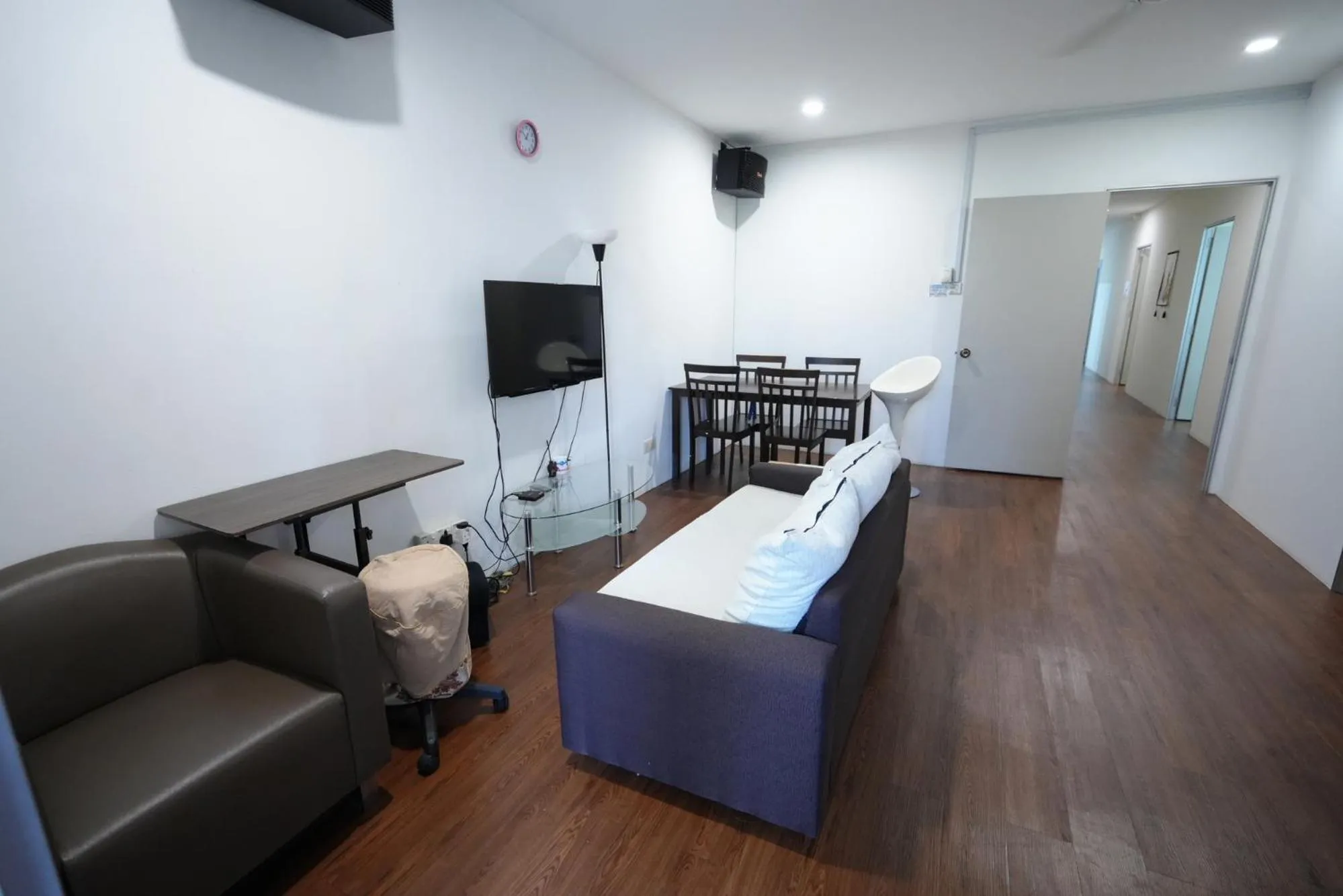 Bed in Aimelia guest house