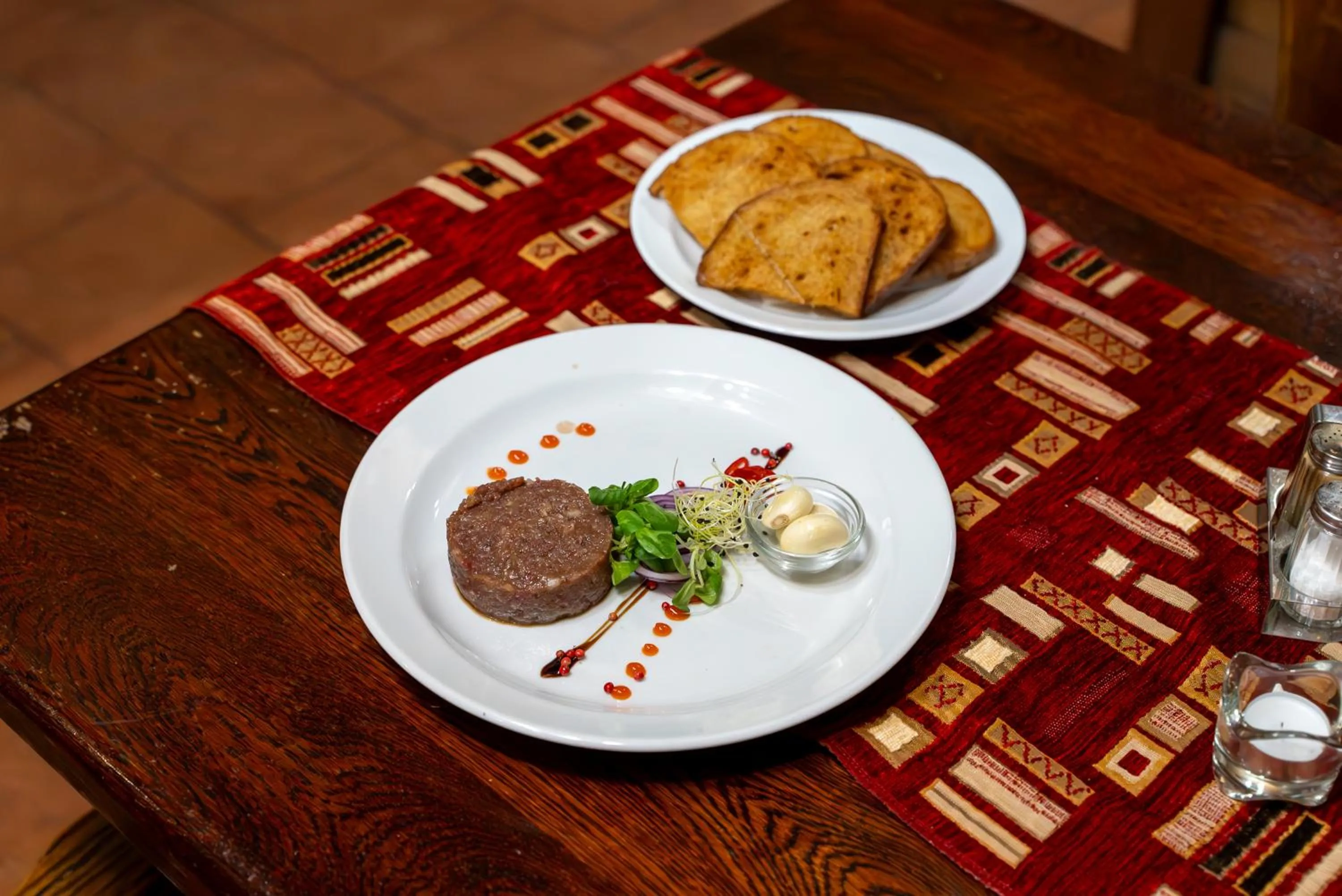 Hotel Rustikal Hustopeče - Vinný ráj s chutěmi jižní Moravy