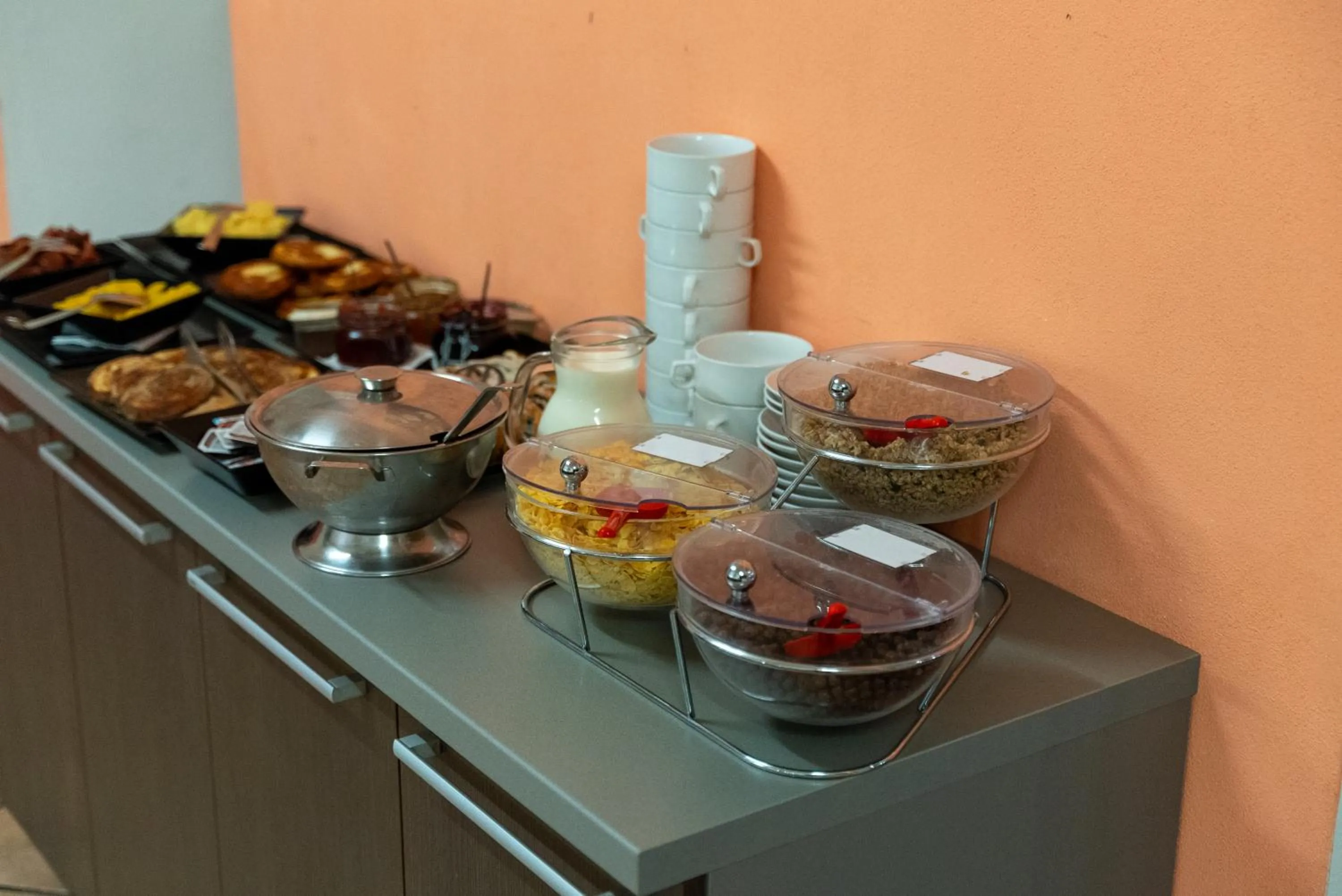 Breakfast in Hotel Rustikal Hustopeče - Vinný ráj s chutěmi jižní Moravy