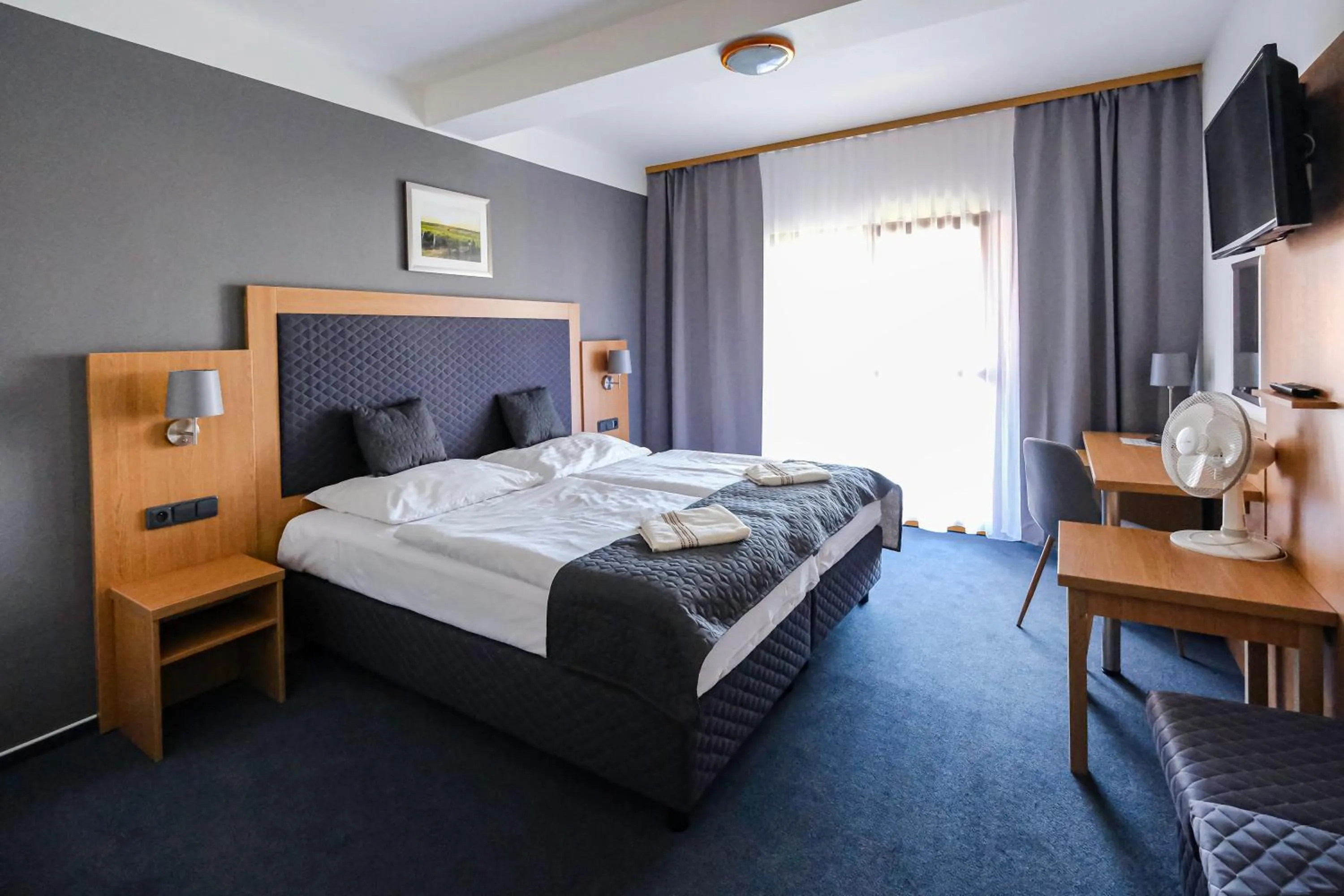 Bed in Hotel Rustikal Hustopeče - Vinný ráj s chutěmi jižní Moravy