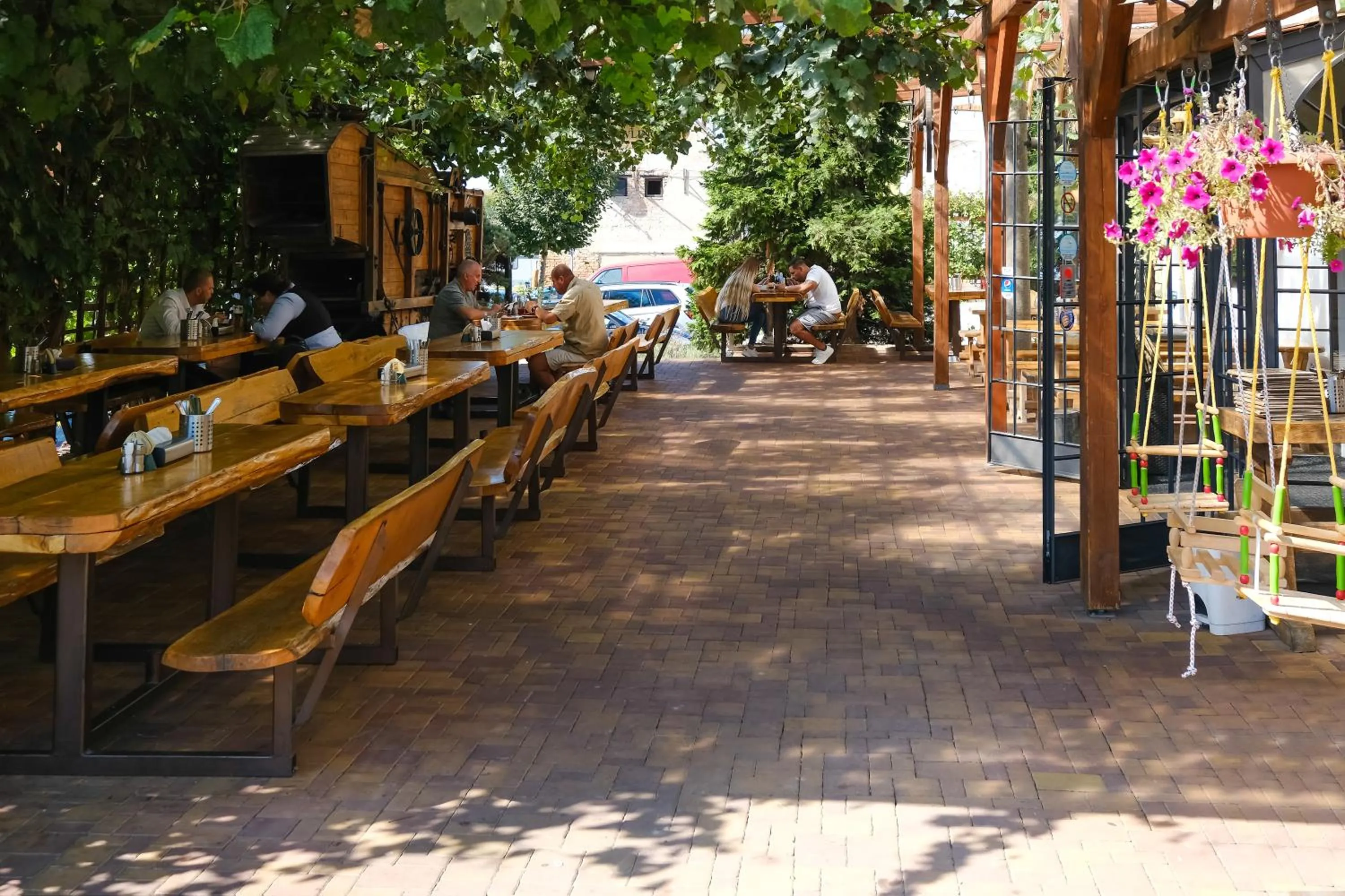 Hotel Rustikal Hustopeče - Vinný ráj s chutěmi jižní Moravy