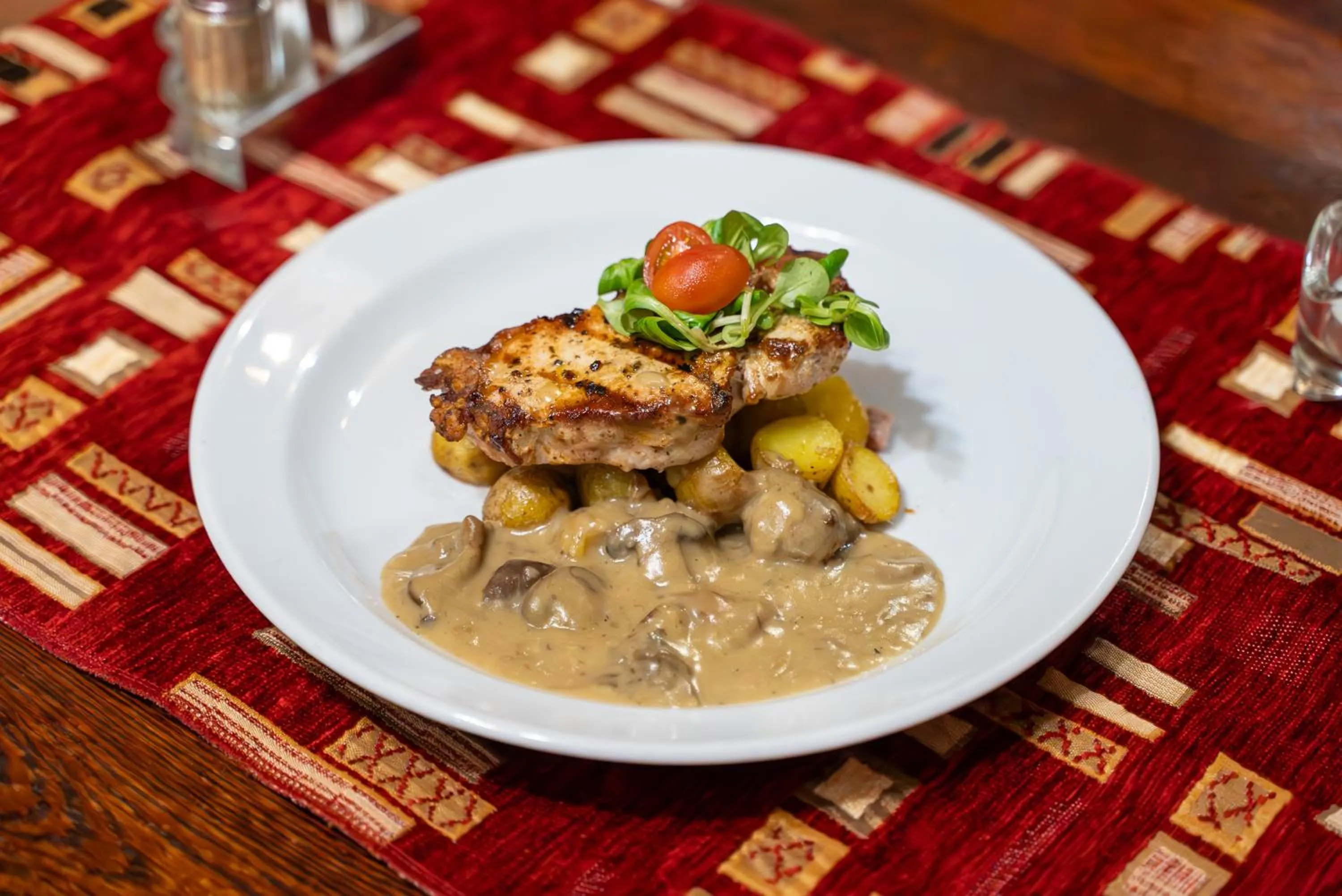 Hotel Rustikal Hustopeče - Vinný ráj s chutěmi jižní Moravy