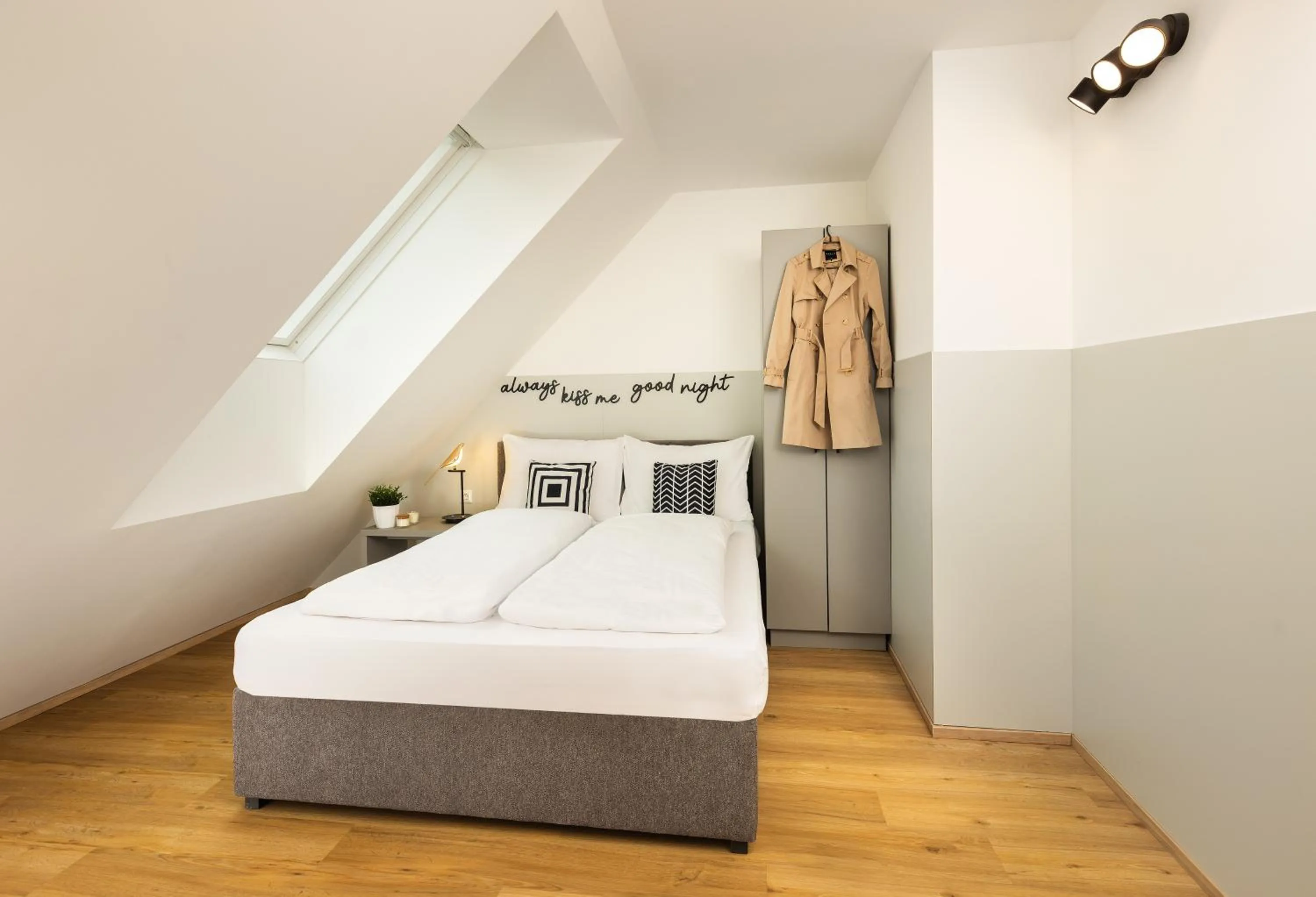 Bedroom, Bed in lyf Schönbrunn Vienna