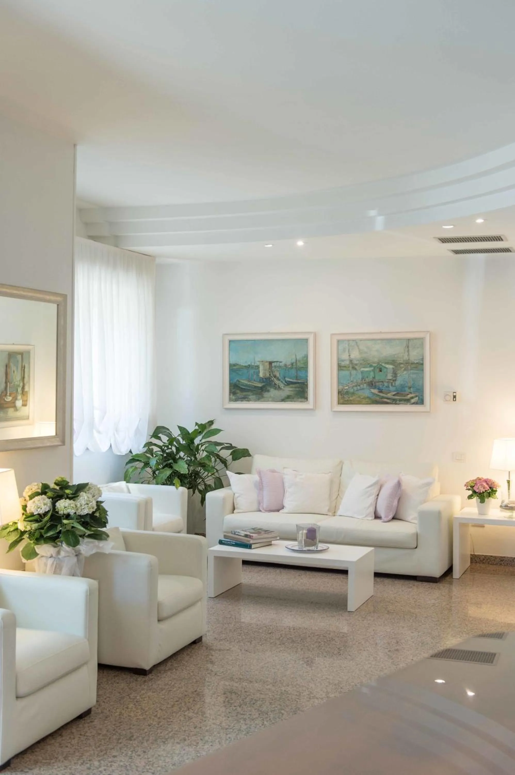 Lobby or reception in Residence Ola