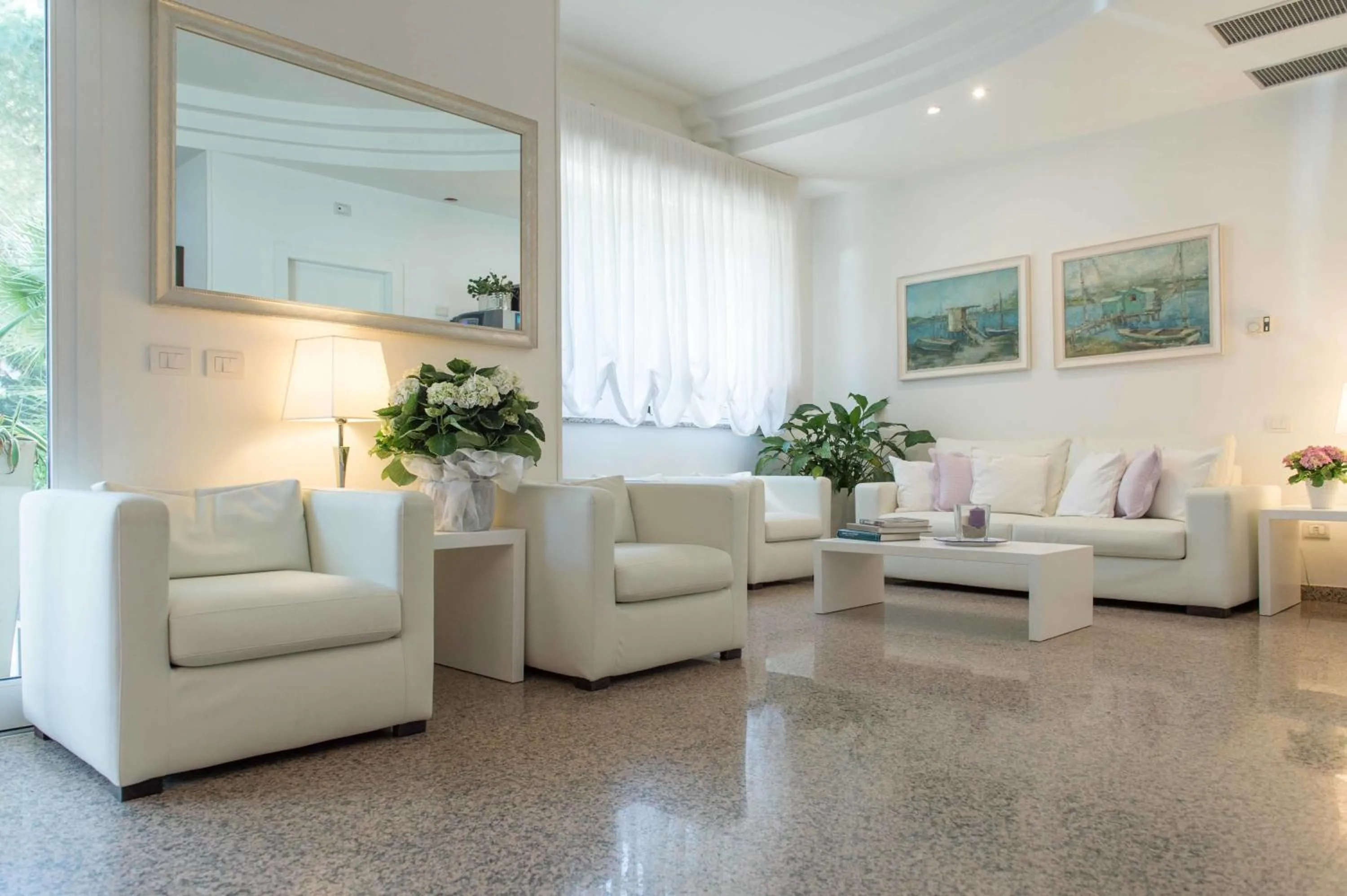 Lobby or reception in Residence Ola